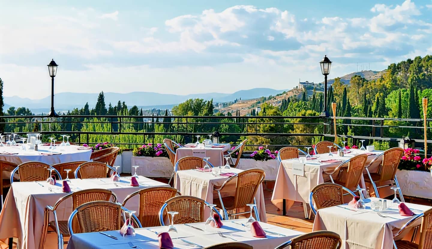 Hotel Alixares