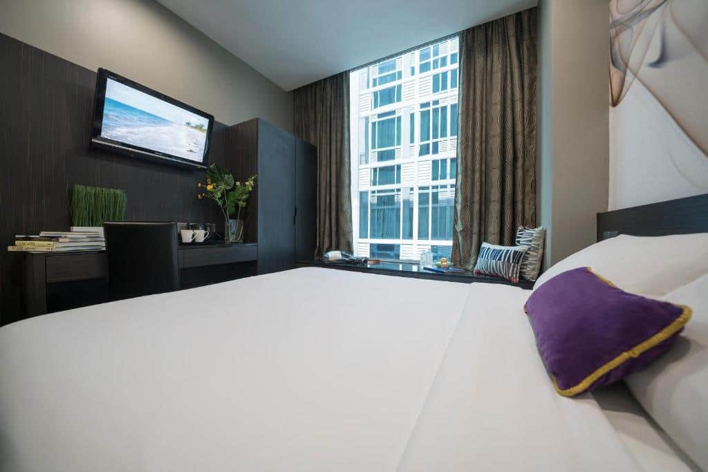 V Hotel Lavender
