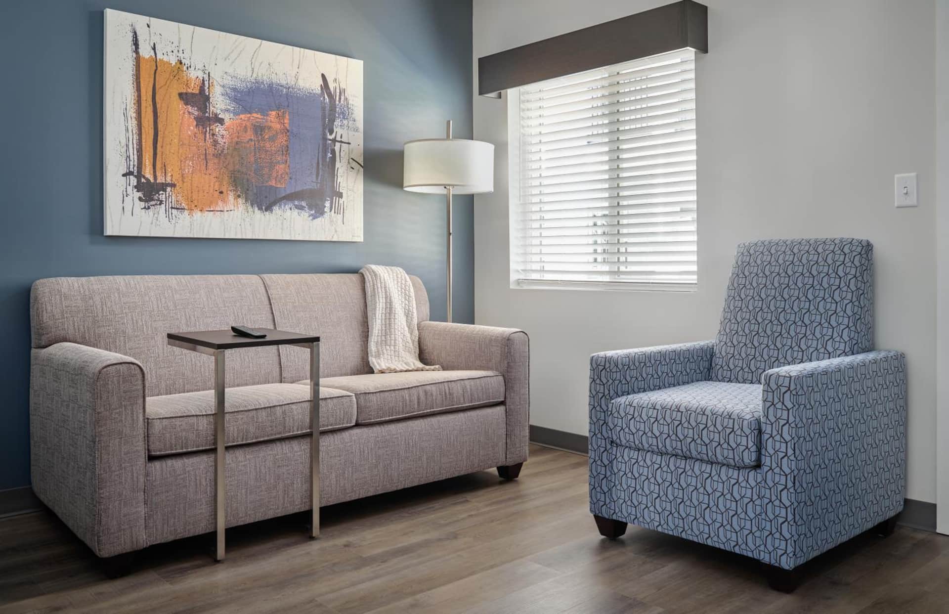 stayAPT Suites LaGrange