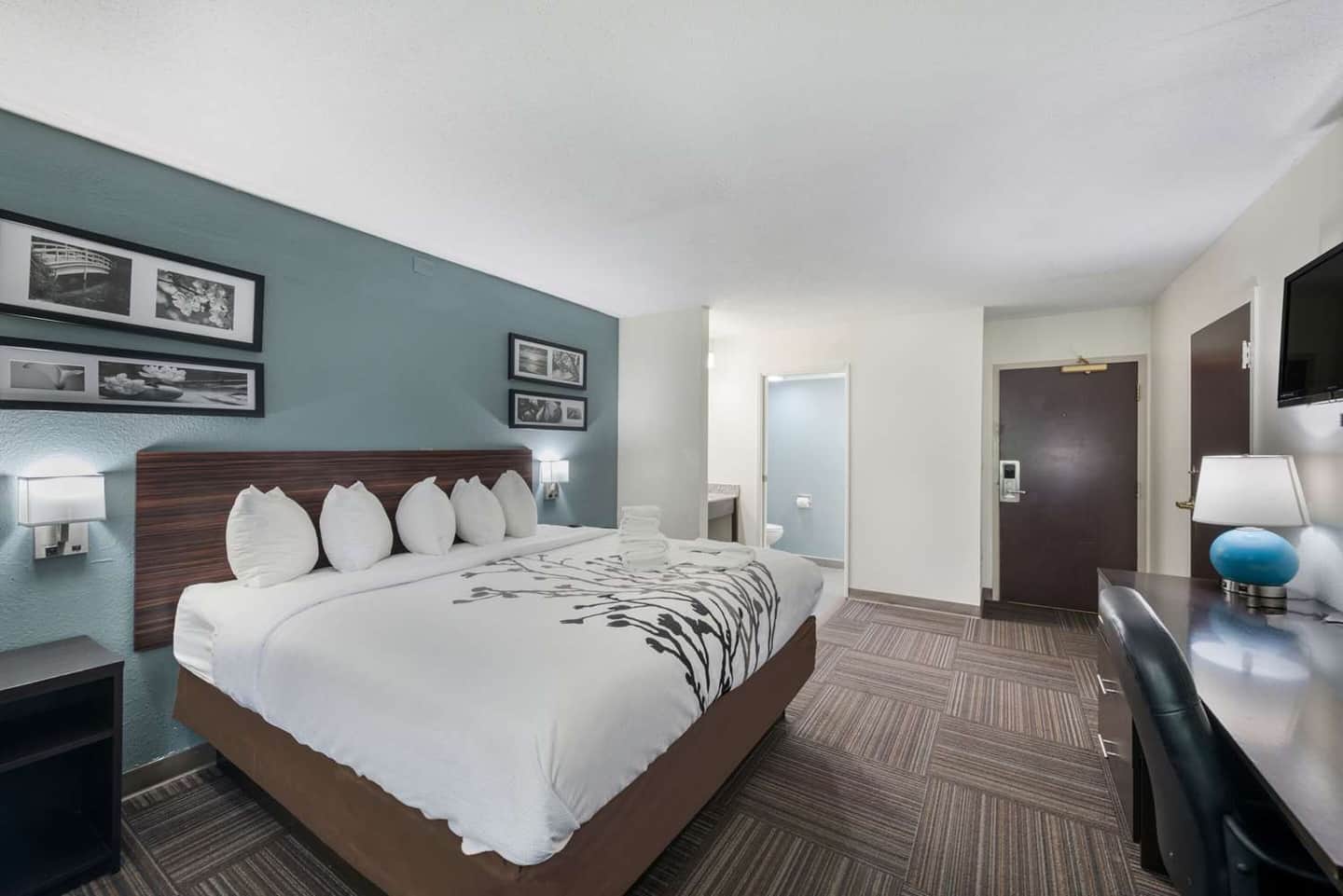 Sleep Inn & Suites Chesapeake – Portsmouth
