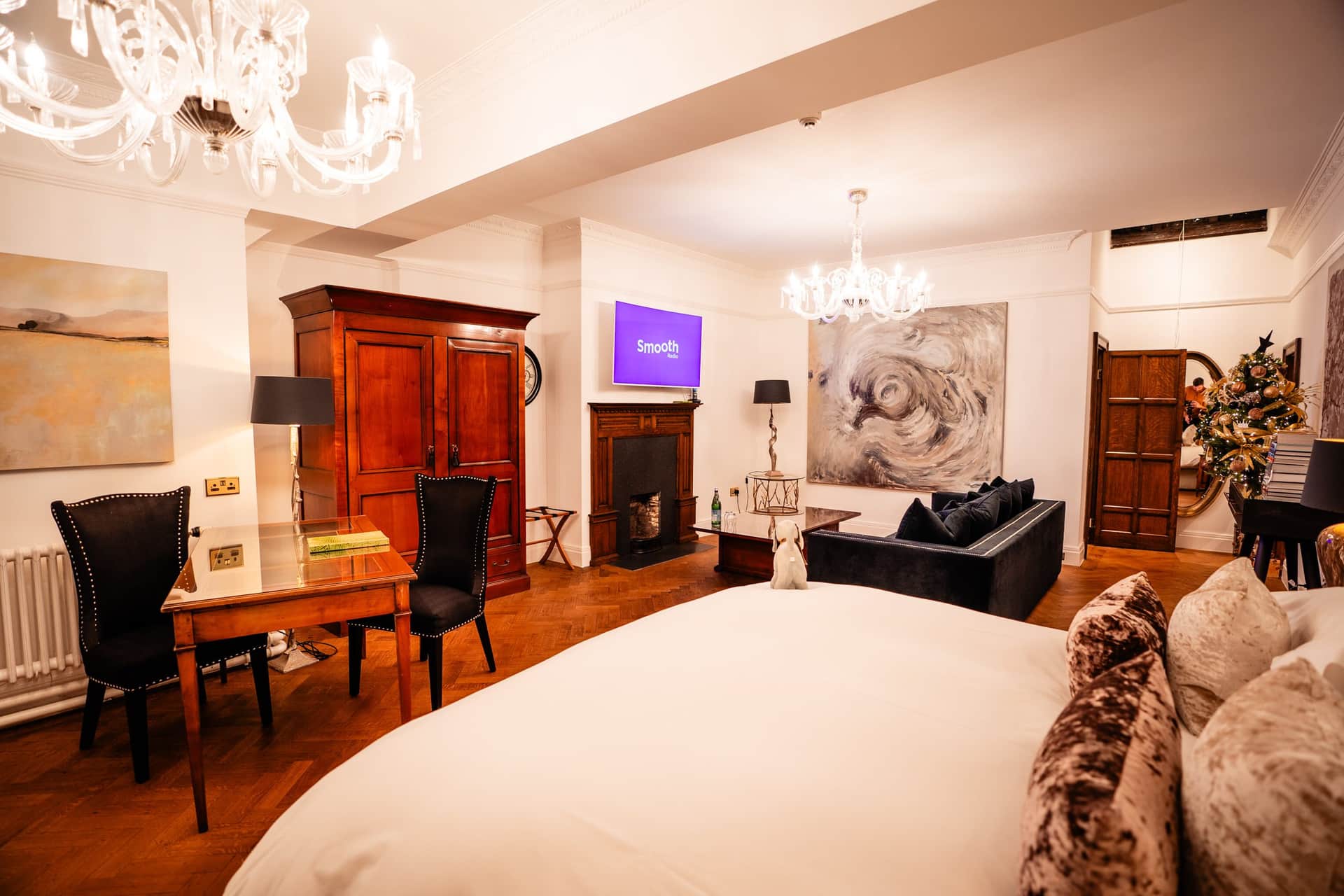 Hillbark Hotel