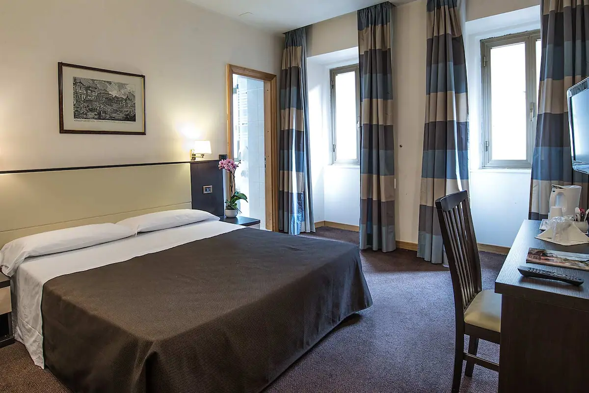 Hotel Tritone
