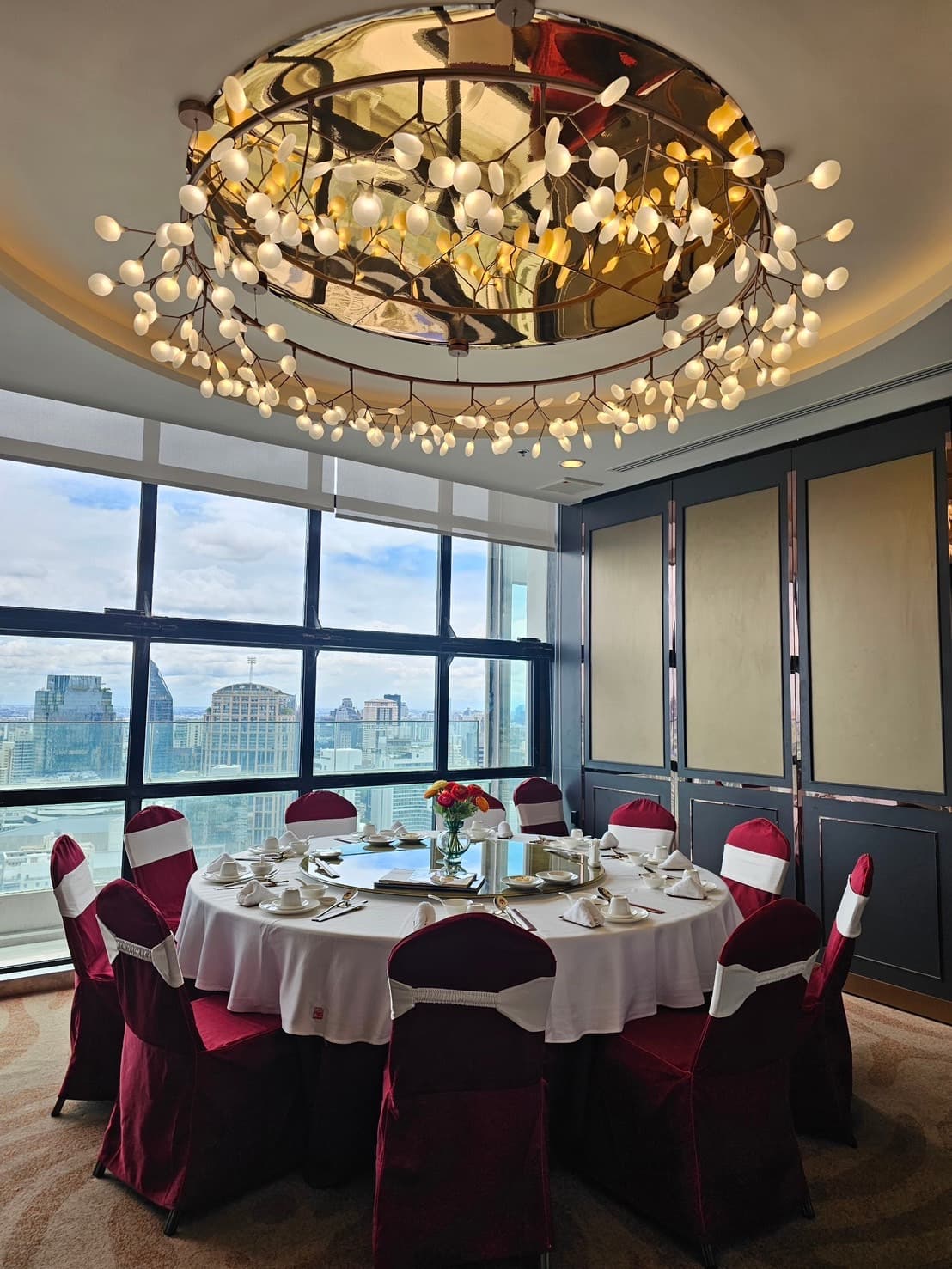 Column Bangkok Hotel