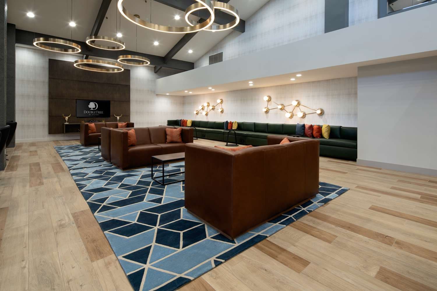 DoubleTree by Hilton Bakersfield