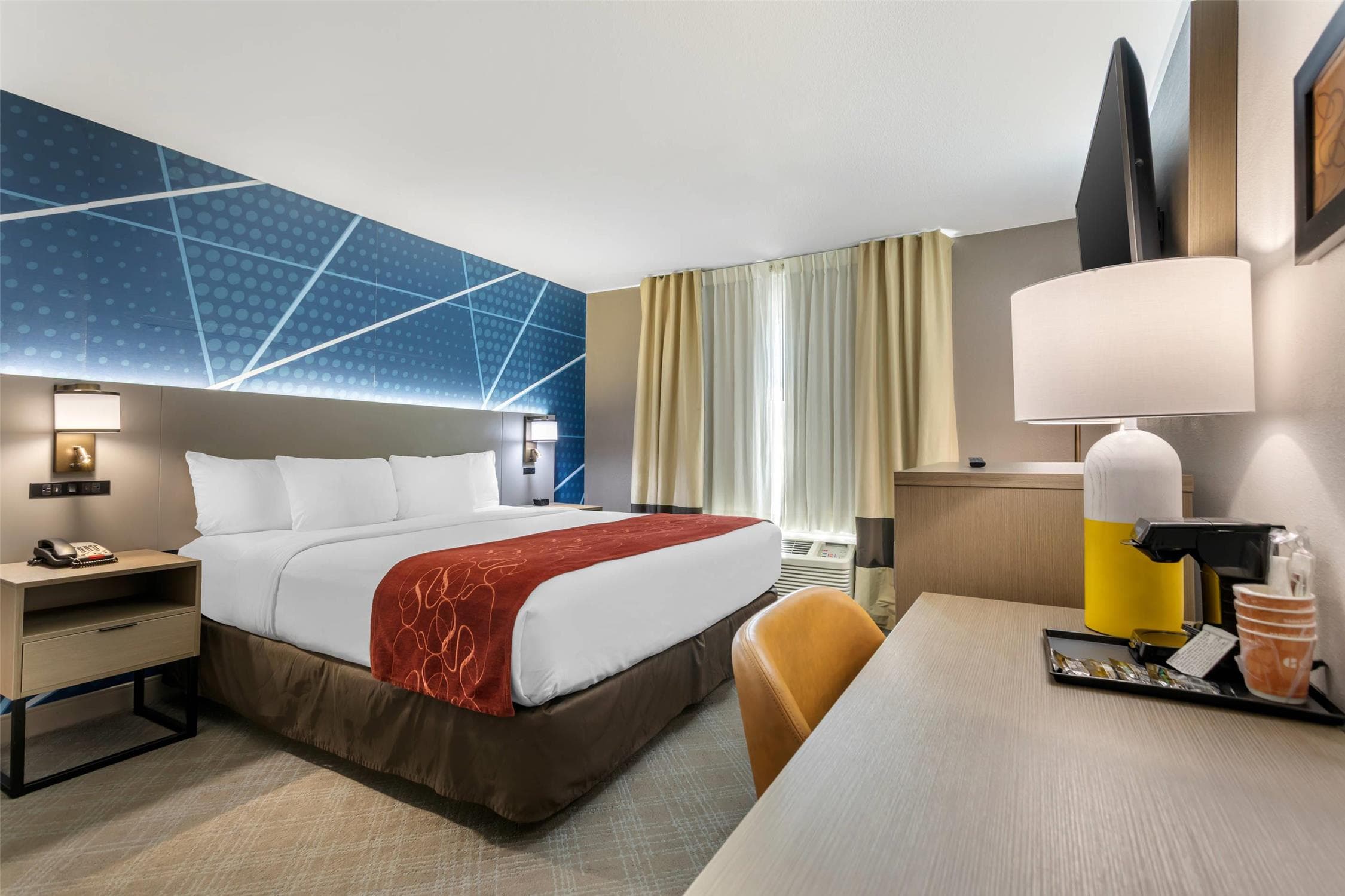 Comfort Suites Downtown Sacramento