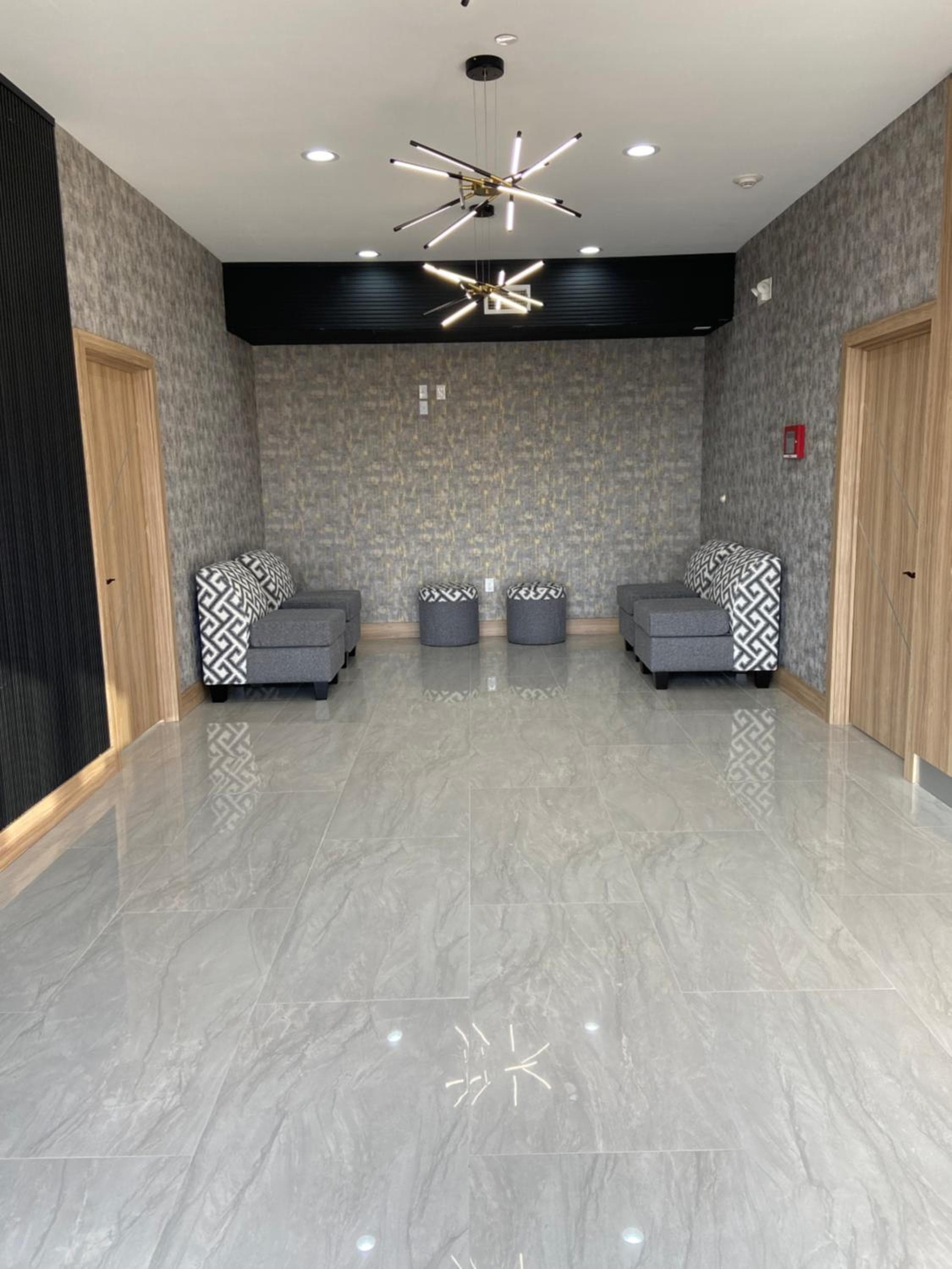 LiV Inn & Suites Houston