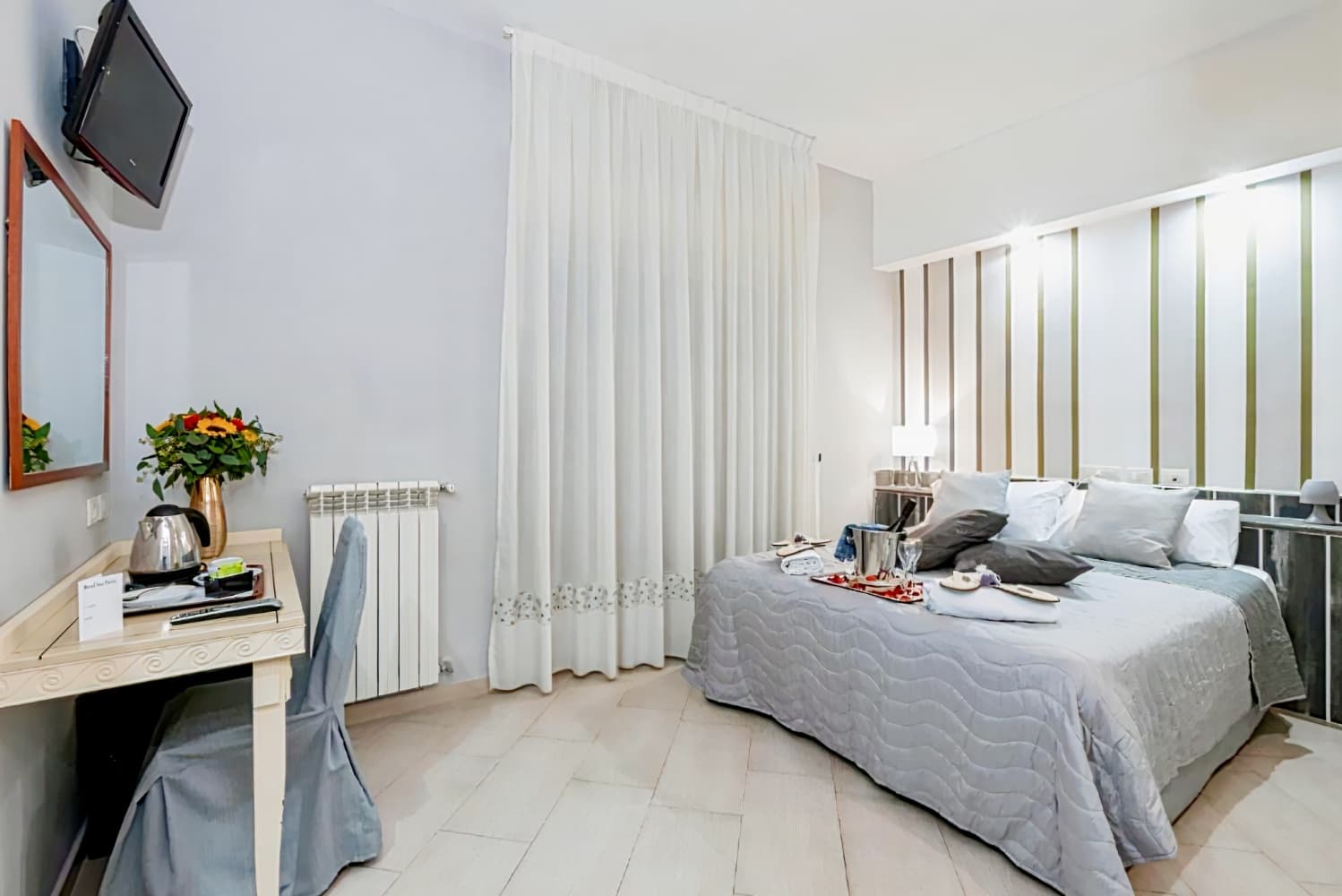 Hotel San Paolo (Napoli)
