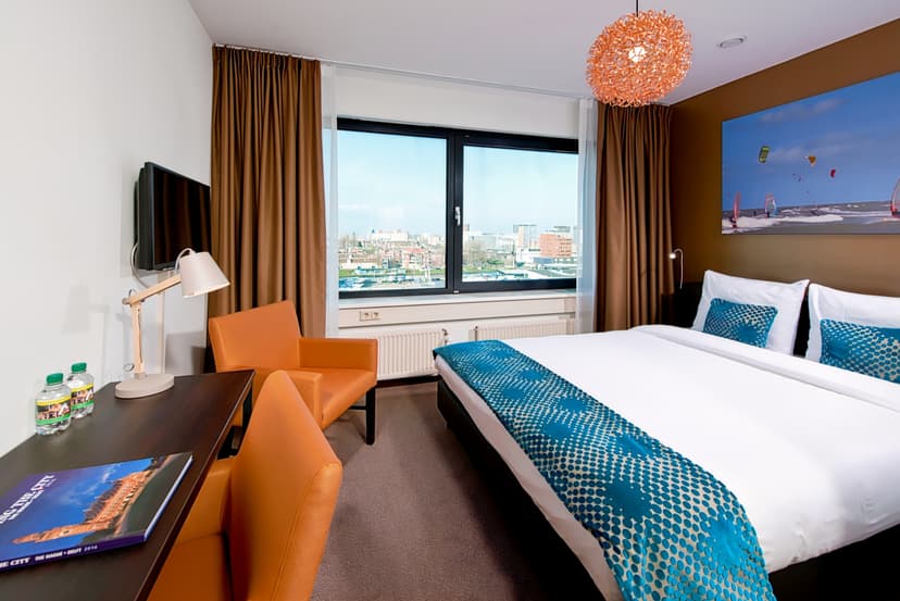 The Hague Teleport Hotel