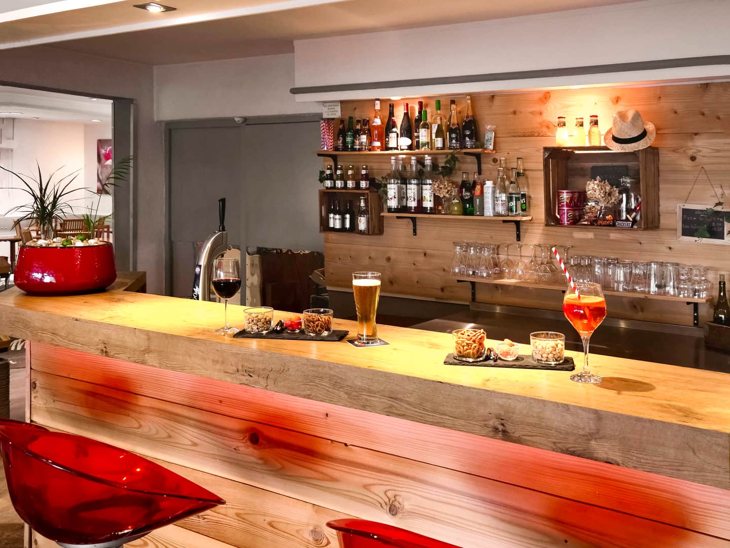 ibis Nemours