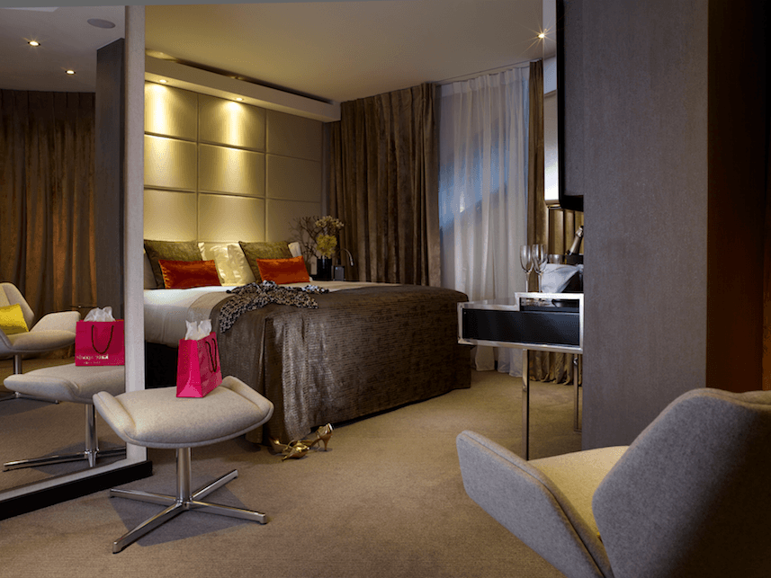 M by Montcalm (old)