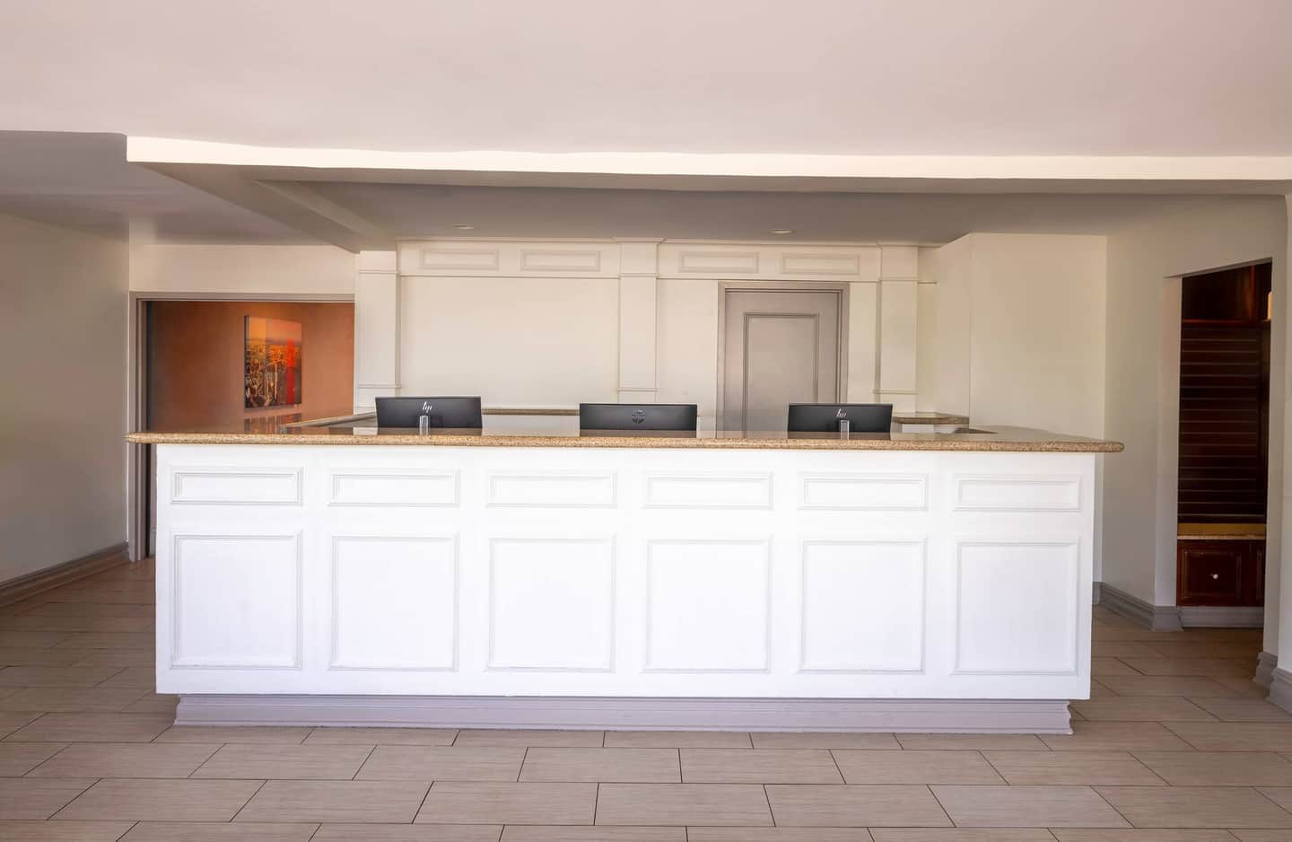 Hilton Garden Inn Queens / JFK Airport