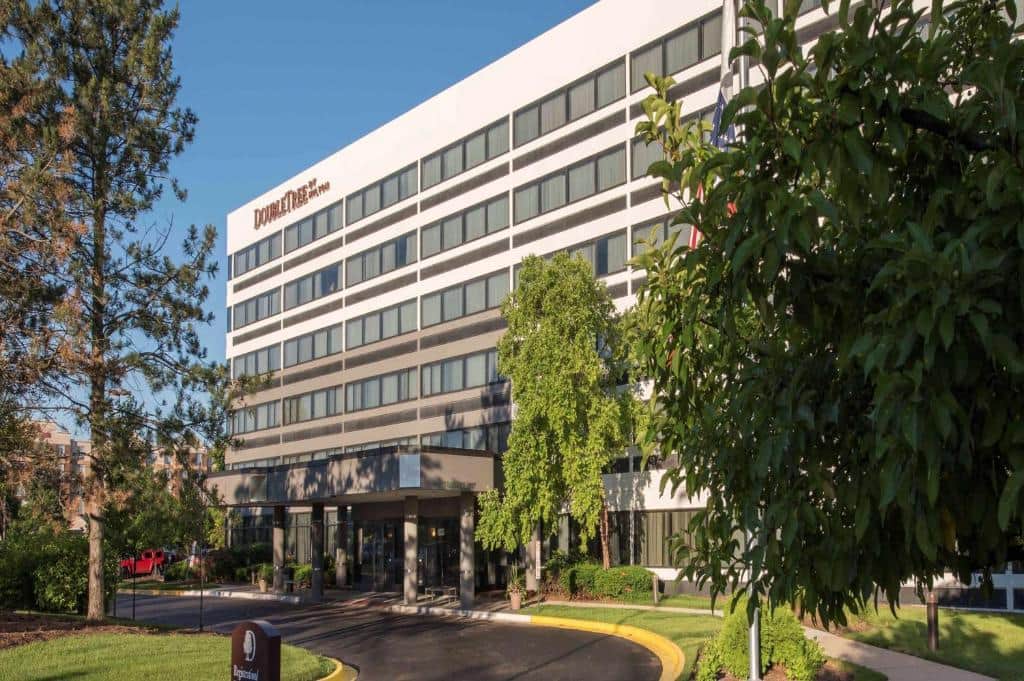 DoubleTree by Hilton Hotel Chicago-Schaumburg