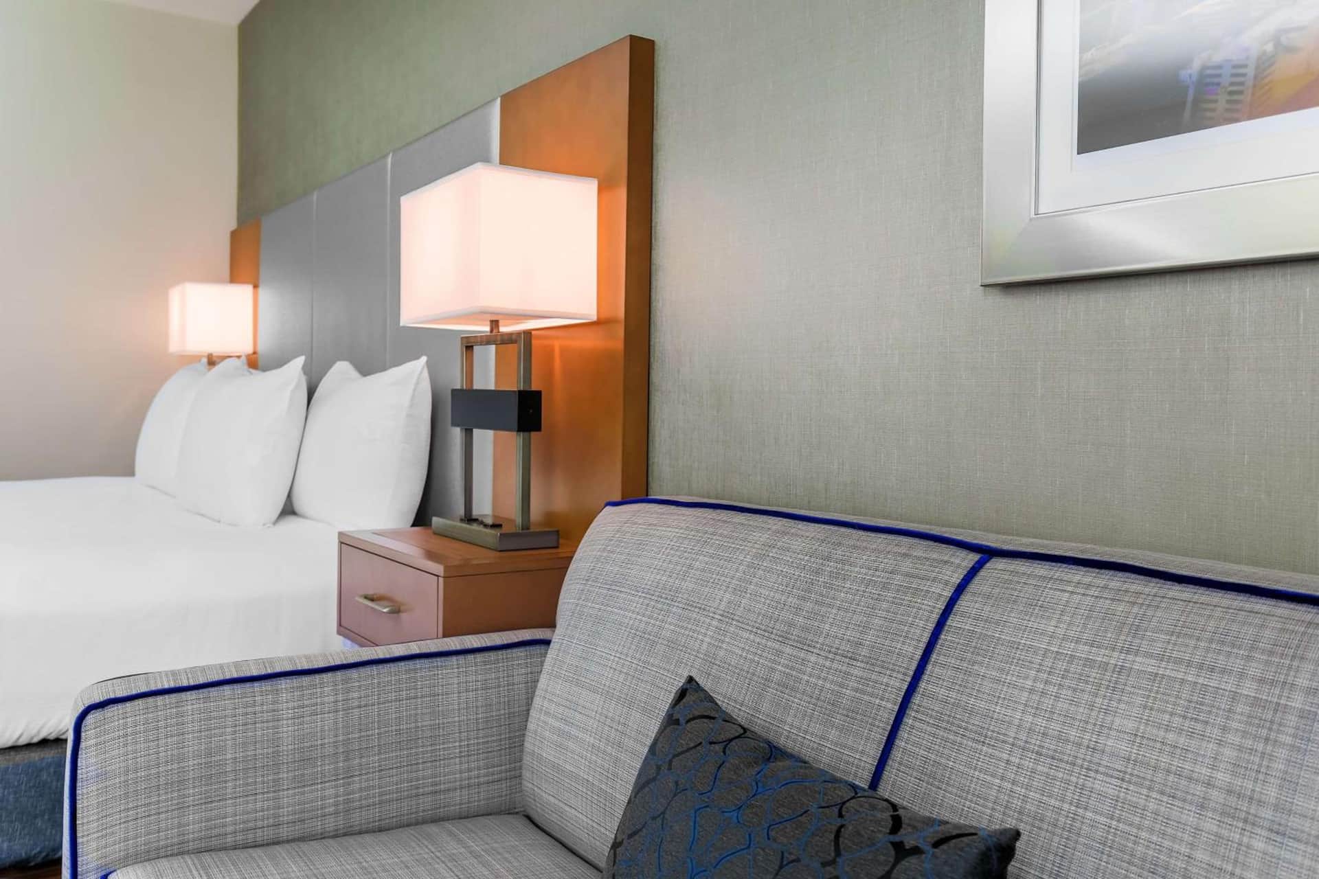 Doubletree by Hilton Atlanta Airport