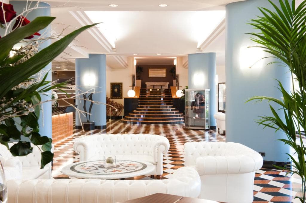 Hotel Tower