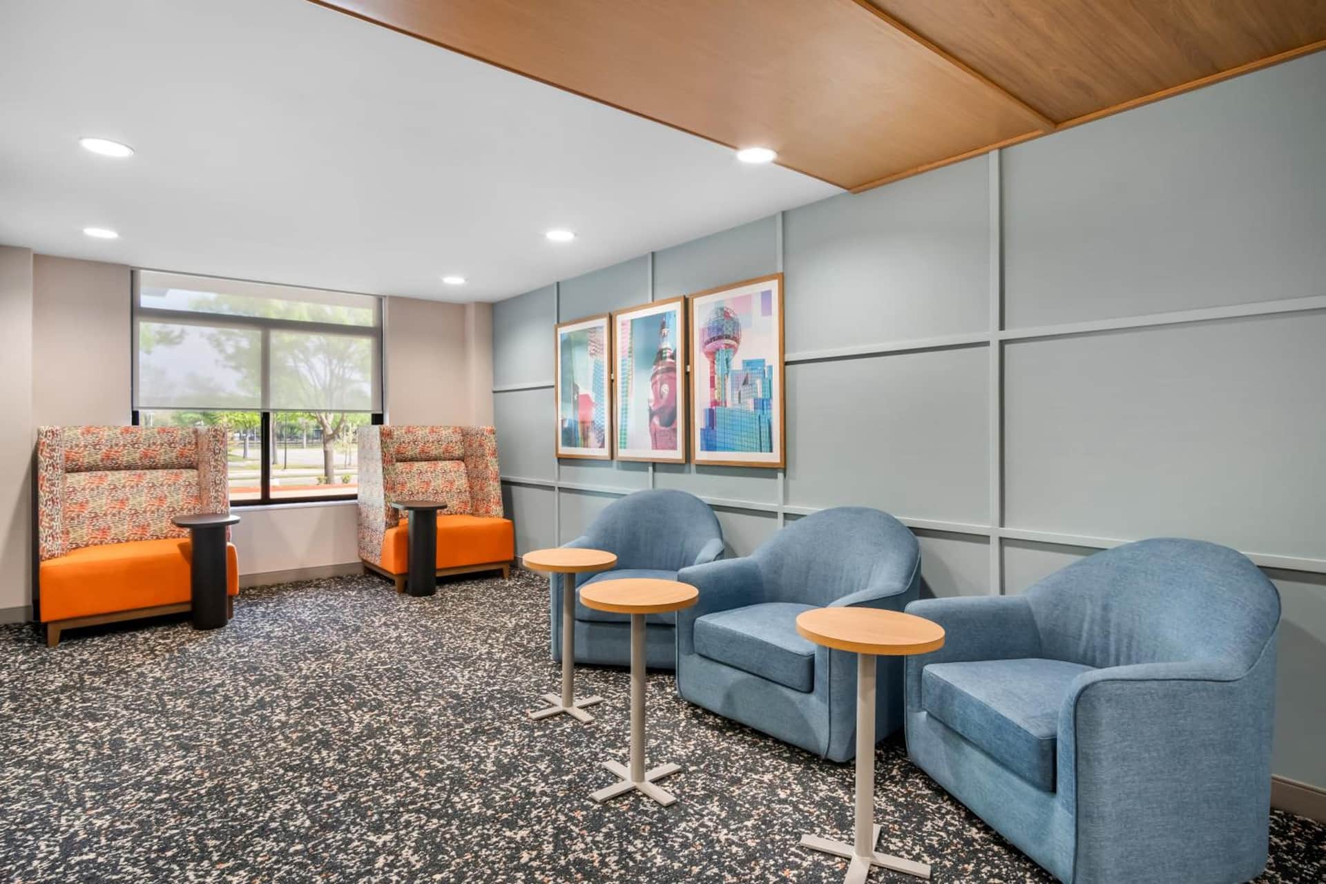 Hampton Inn by Hilton Addison Dallas