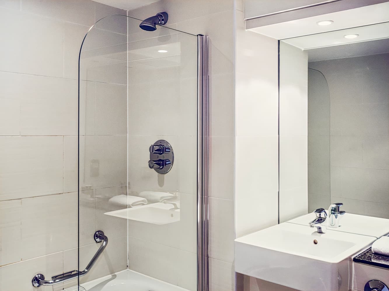 Mercure Warwickshire Walton Hall Hotel & Spa