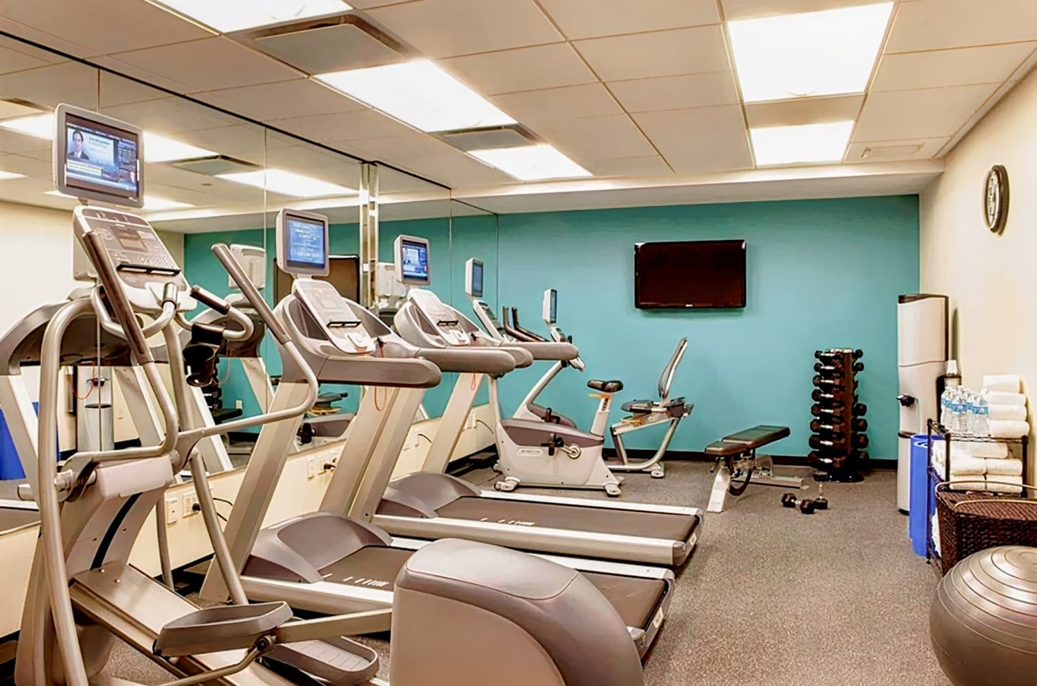 Holiday Inn Express Times Square South