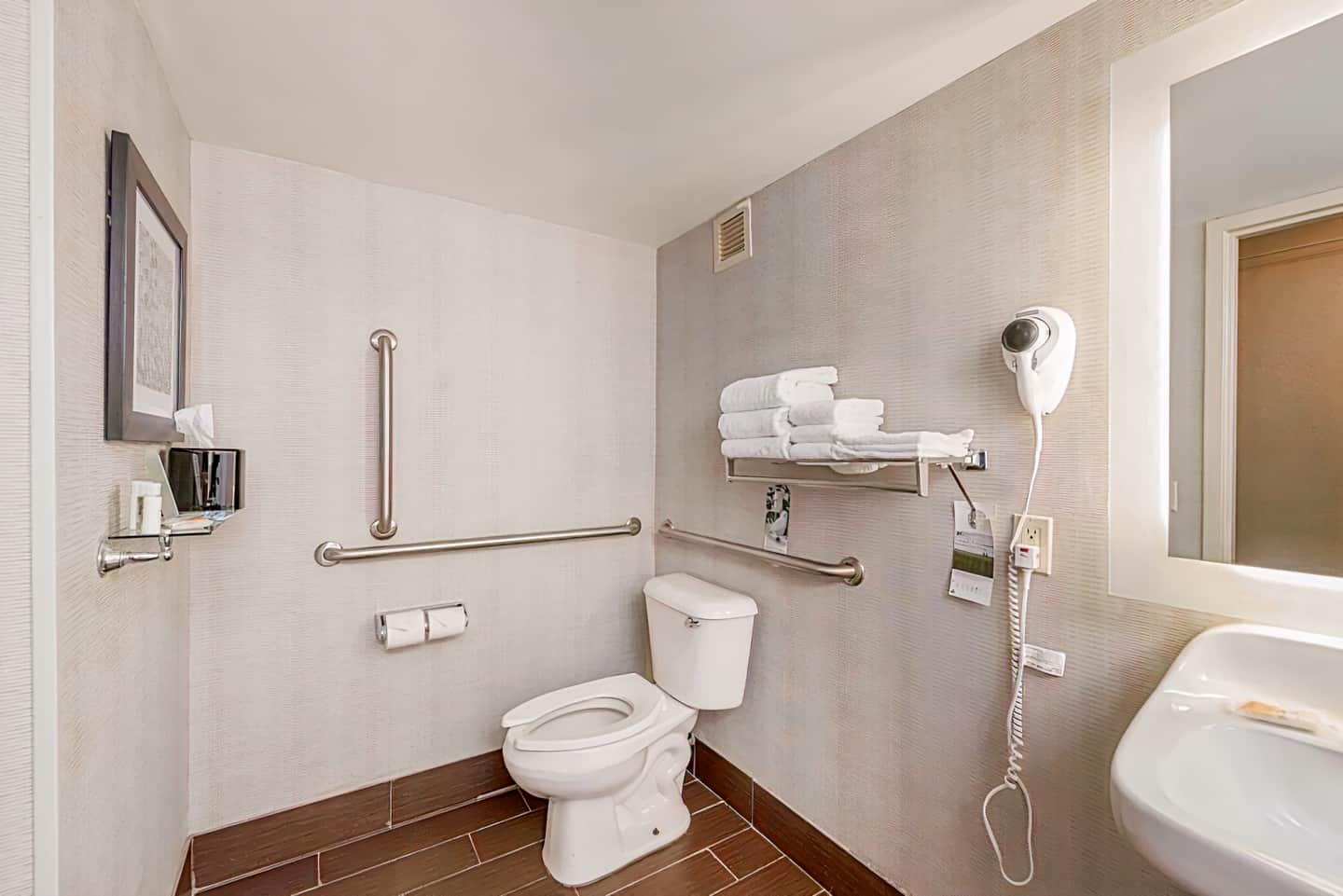 Best Western Plus Strongsville Cleveland (old)