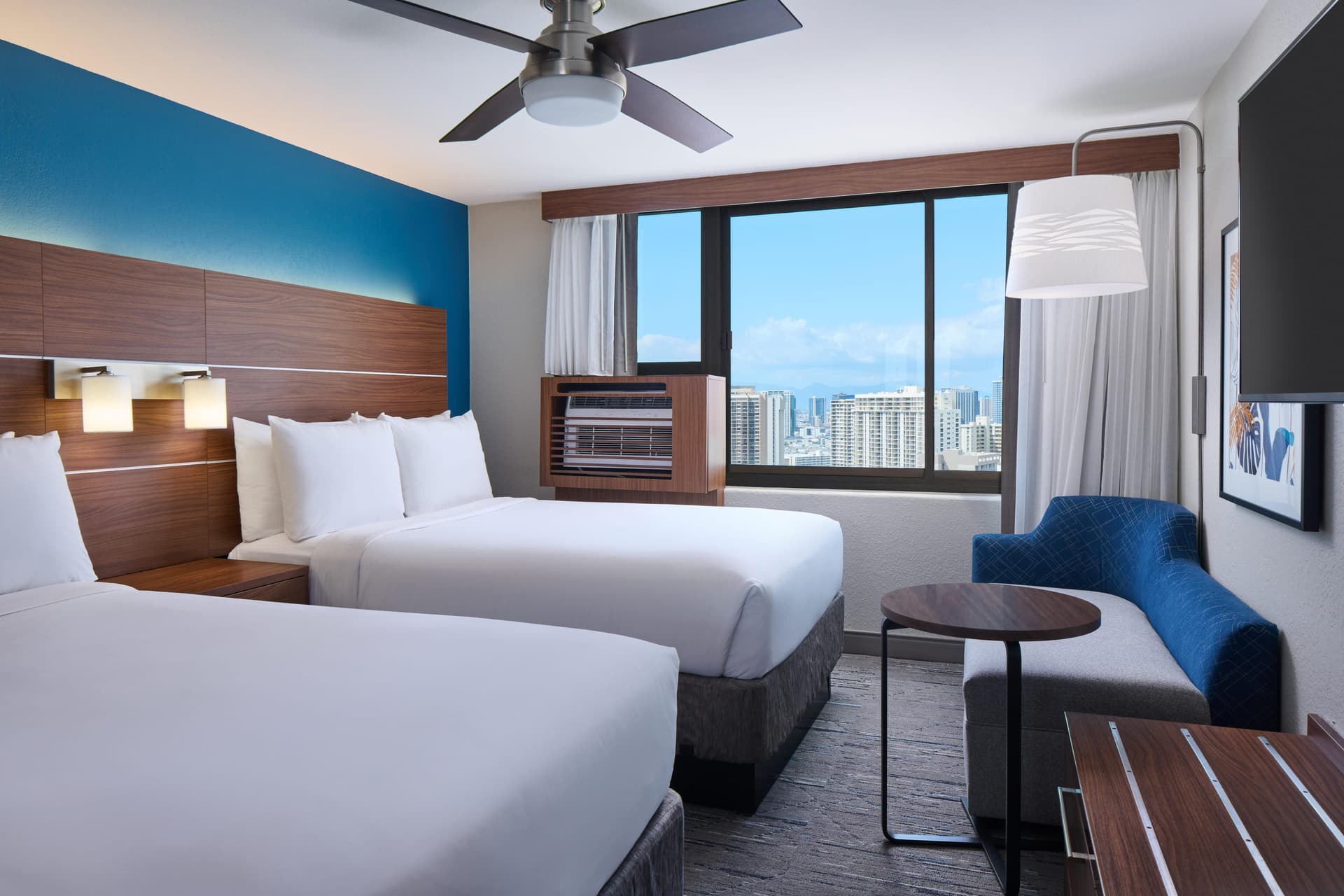 Holiday Inn Express Waikiki, an IHG Hotel