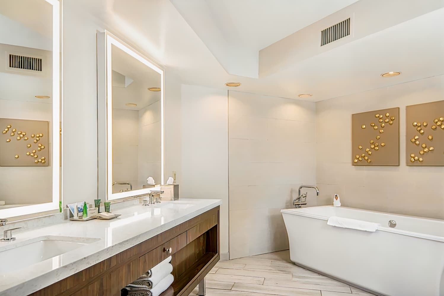 Hilton Phoenix Resort at the Peak