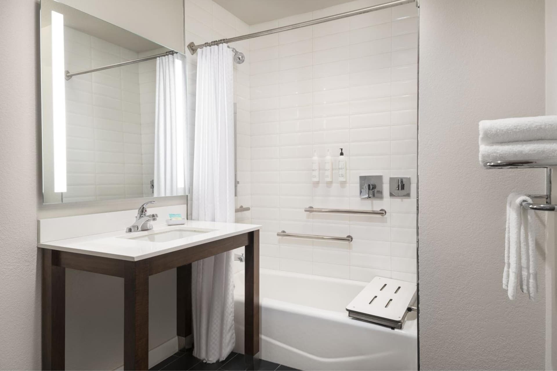 Four Points by Sheraton Tucson Airport