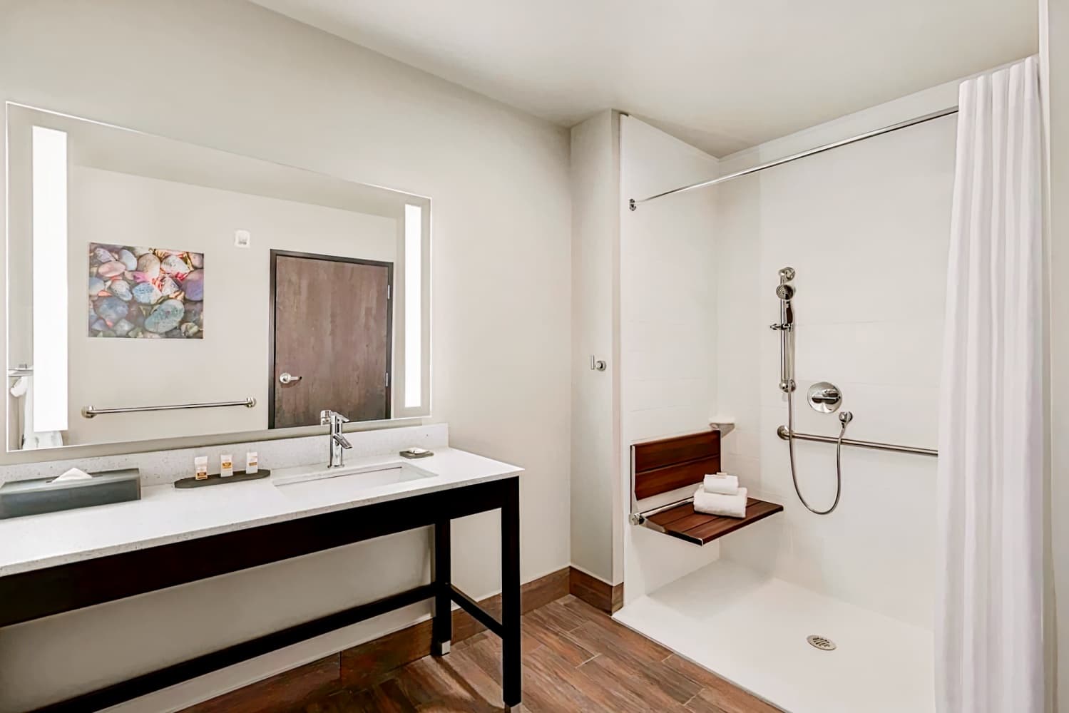 La Quinta Inn & Suites by Wyndham Burlington