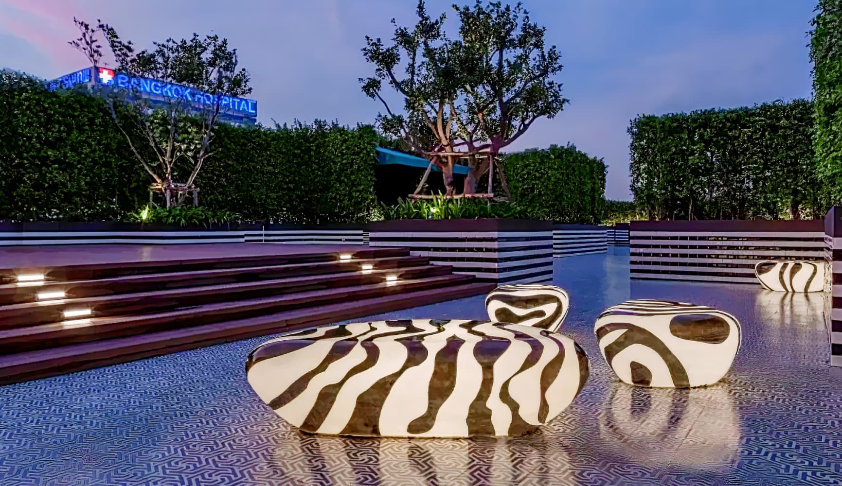 Holiday Inn Express Bangkok Soi Soonvijai, an IHG Hotel