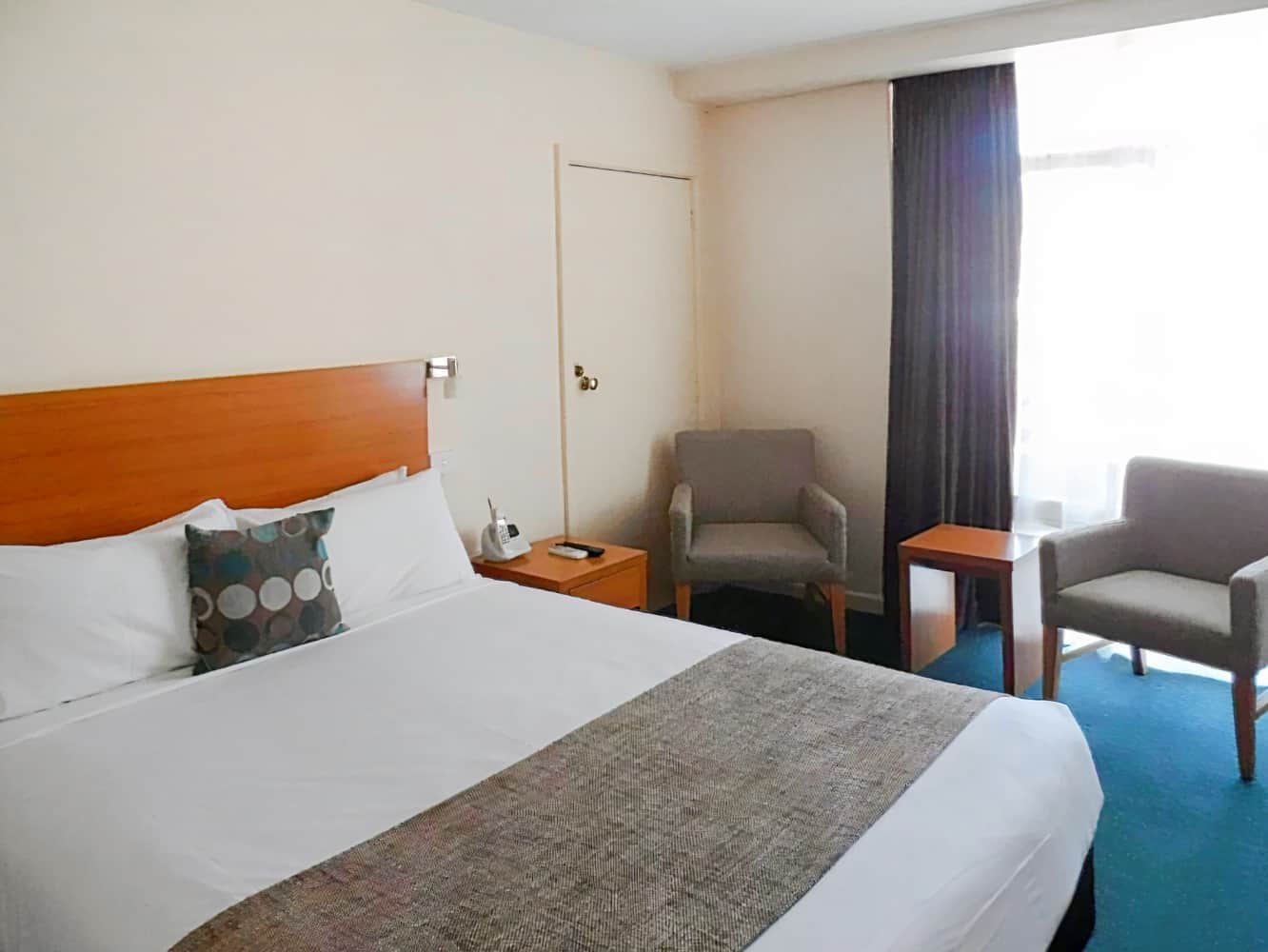 Admiralty Inn