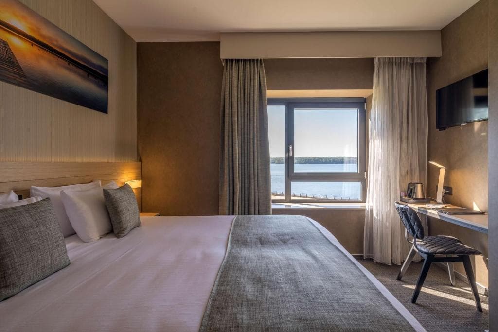 Golden Lakes Village