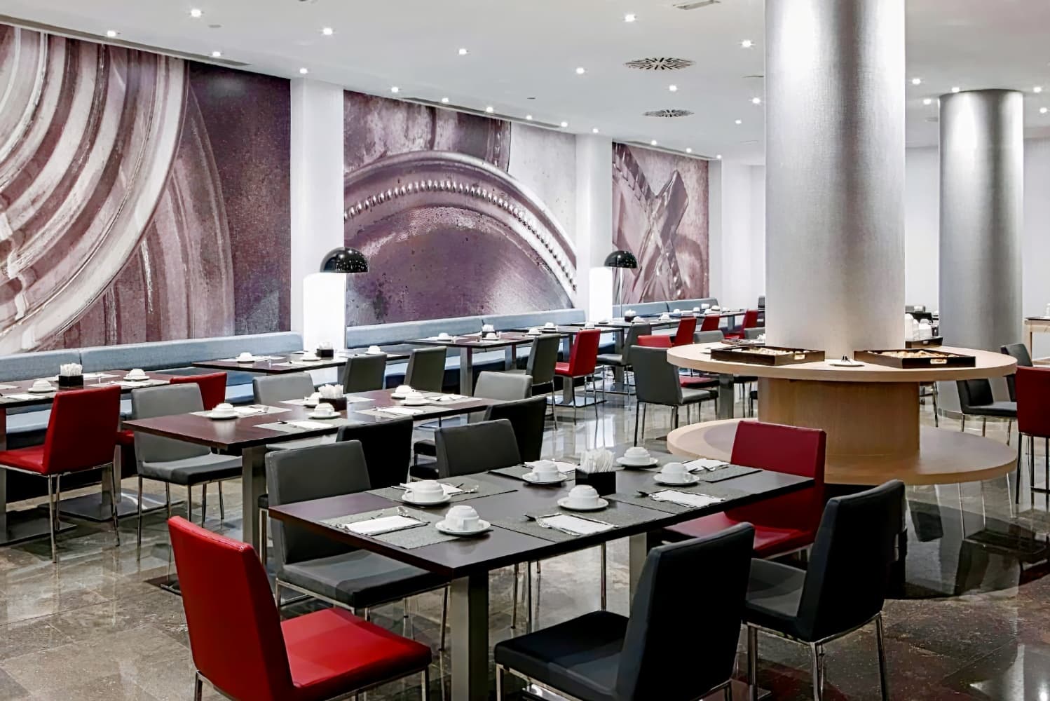 NH Barcelona Diagonal Center