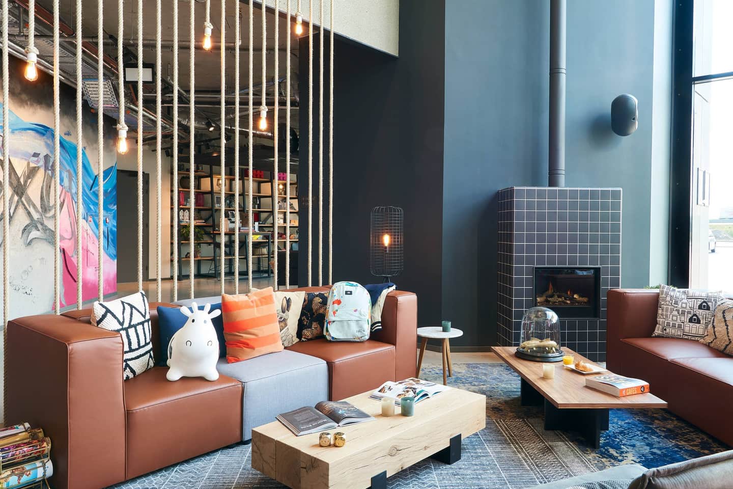 Moxy Amsterdam Schiphol Airport