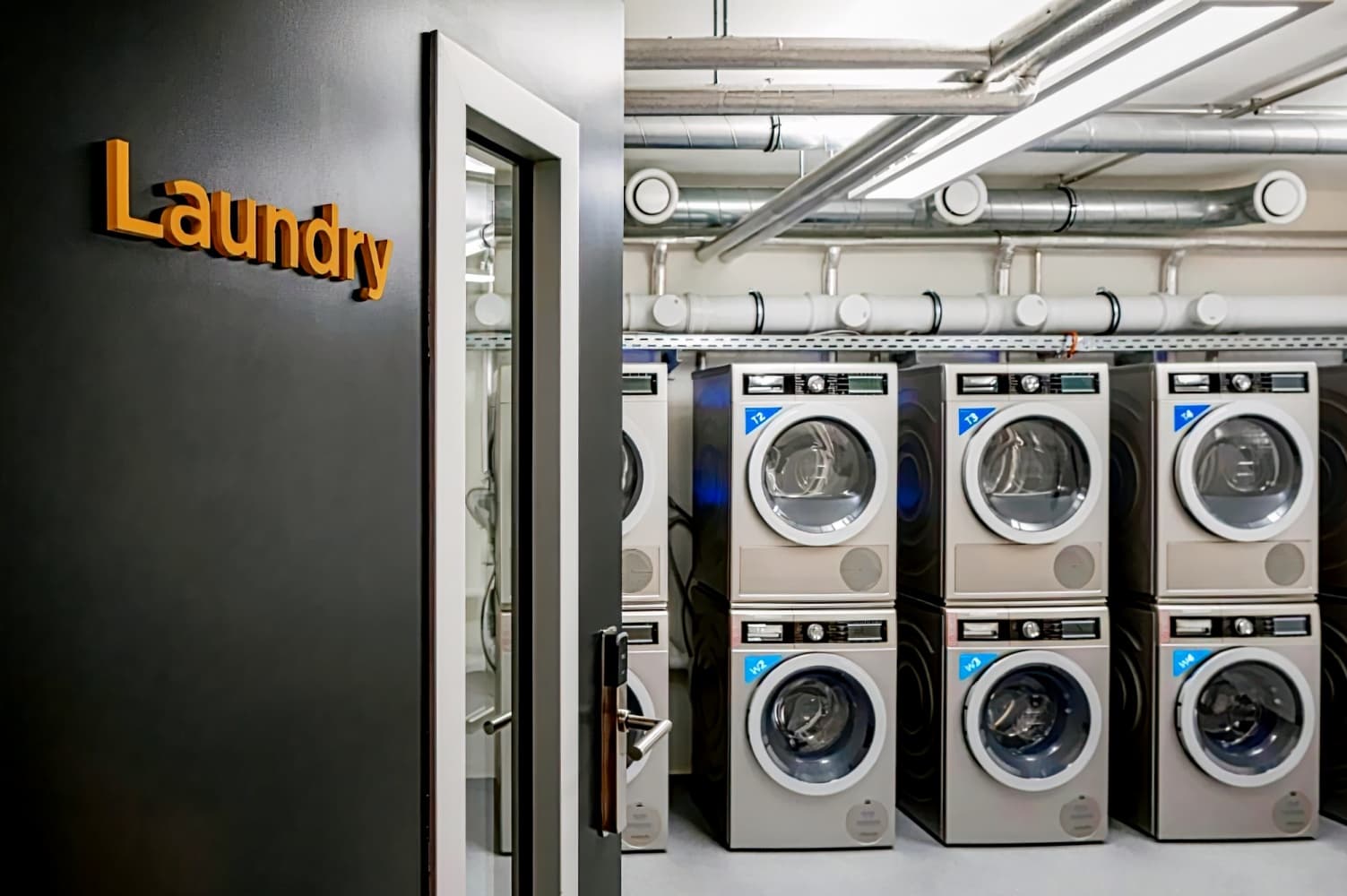 Staycity Aparthotels Frankfurt Airport