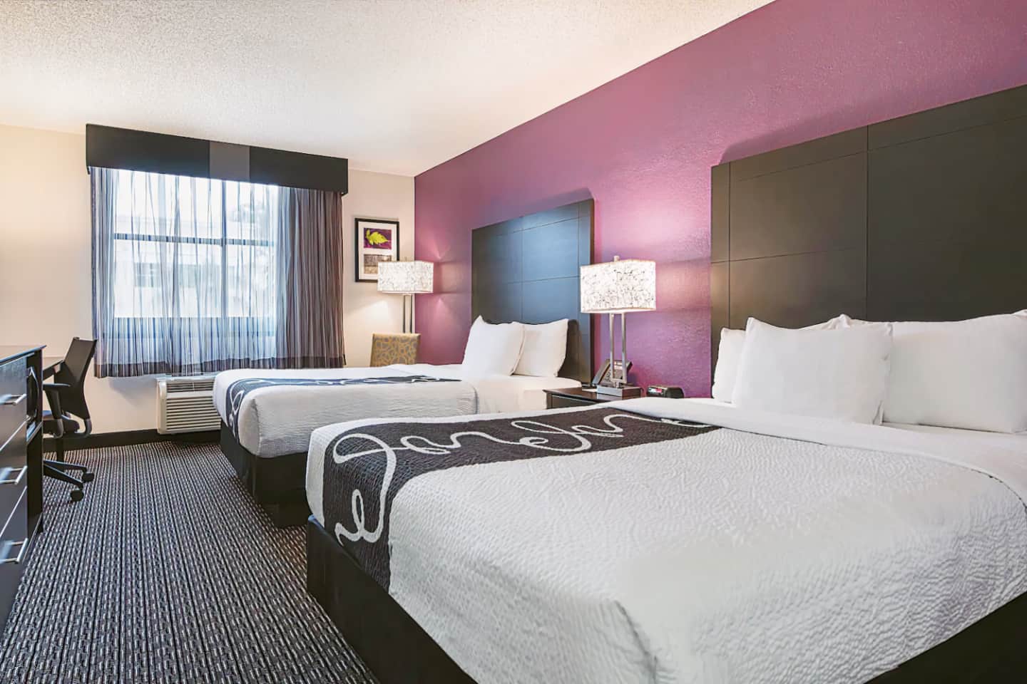La Quinta Inn & Suites by Wyndham Plantation at SW 6th St