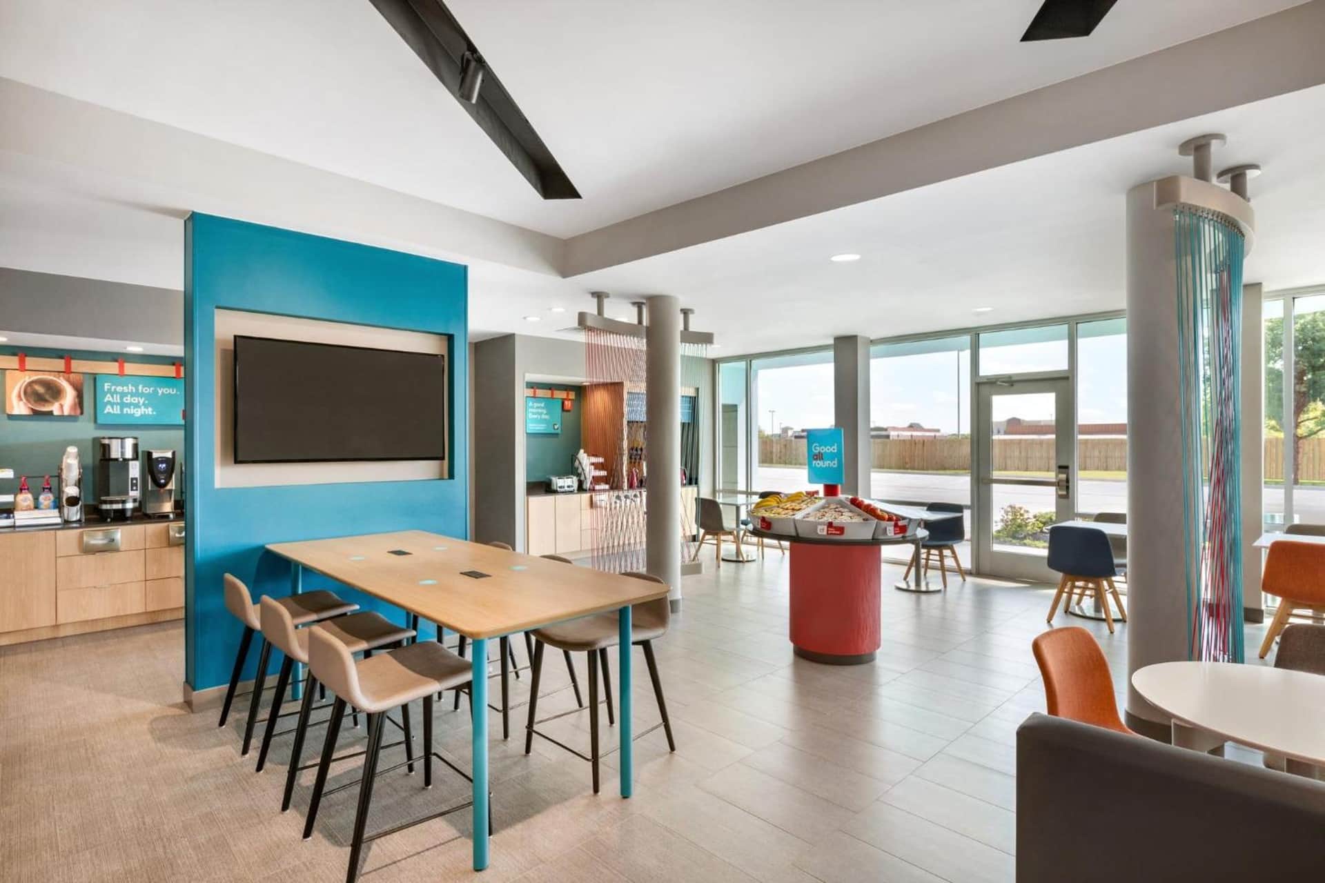 avid hotels - Brooklyn Dyker Heights, an IHG Hotel