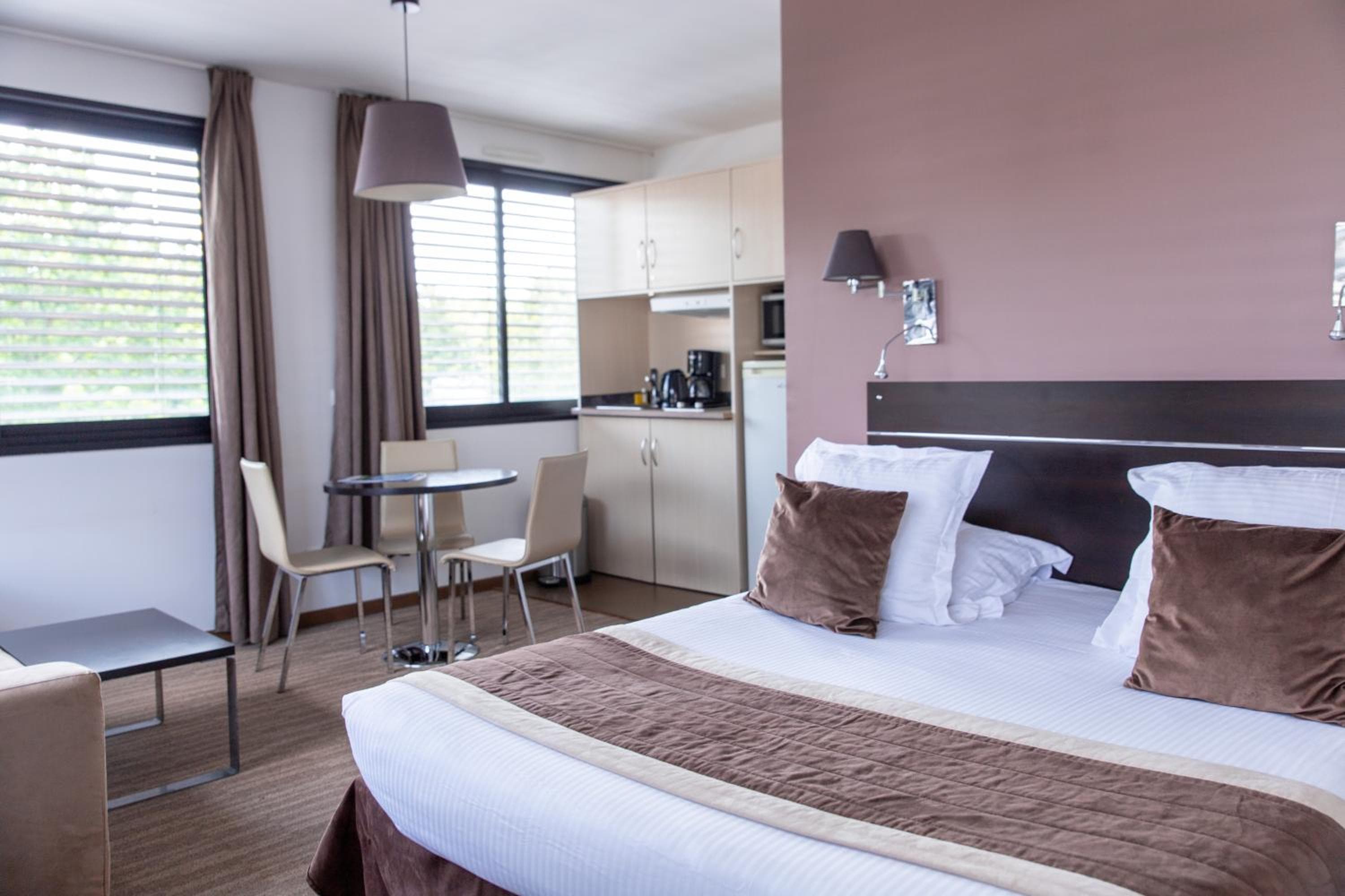 Zenitude Swiss Aparthotels - Ferney Voltaire