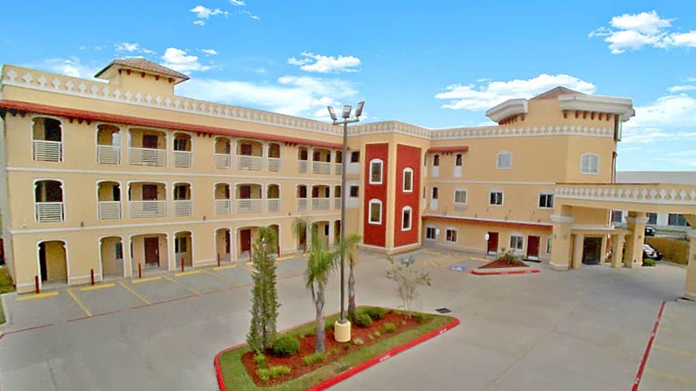 Palacio Royale Houston NW at Beltway 8