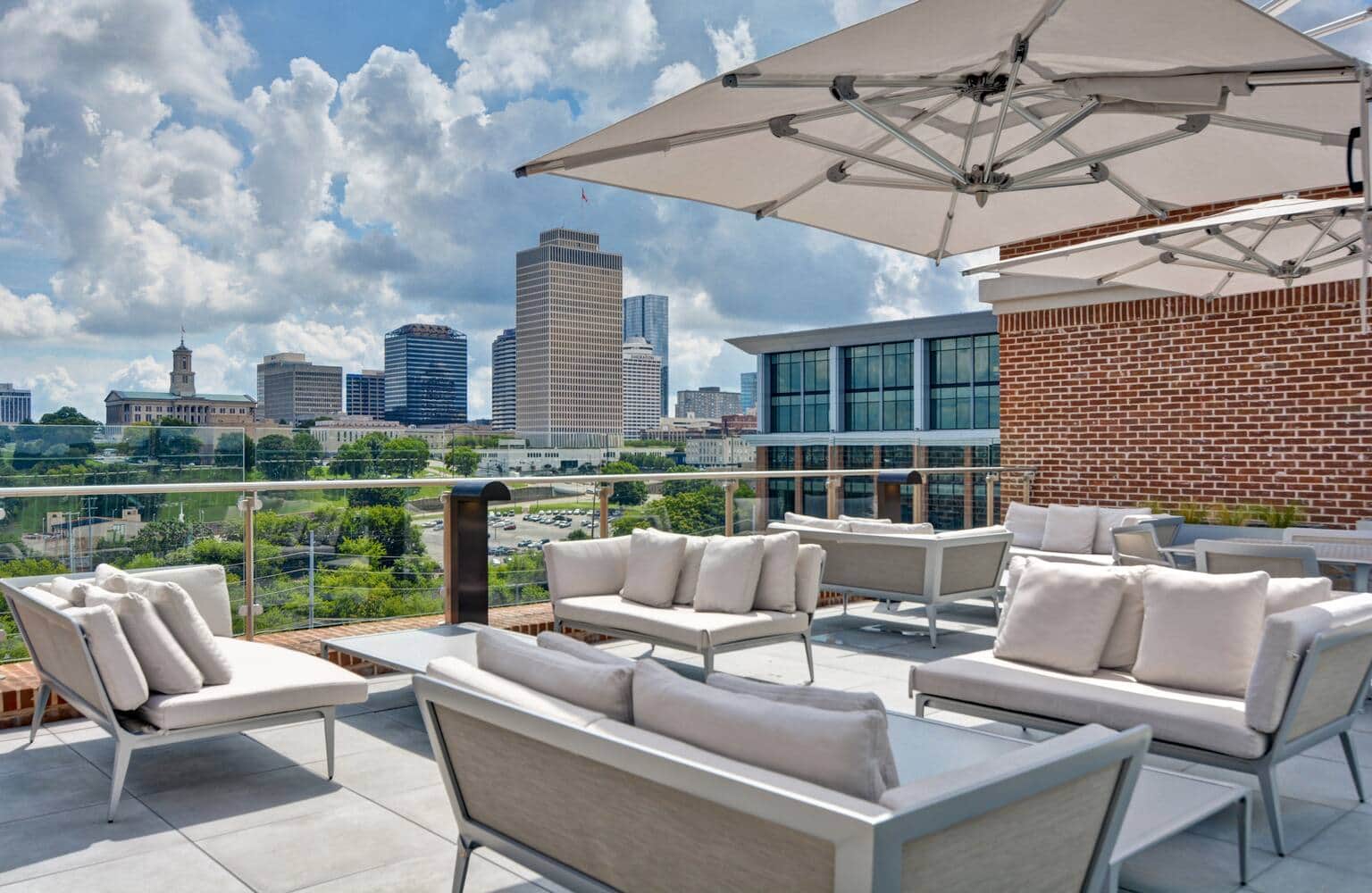 Hampton Inn & Suites Nashville Downtown Capitol View