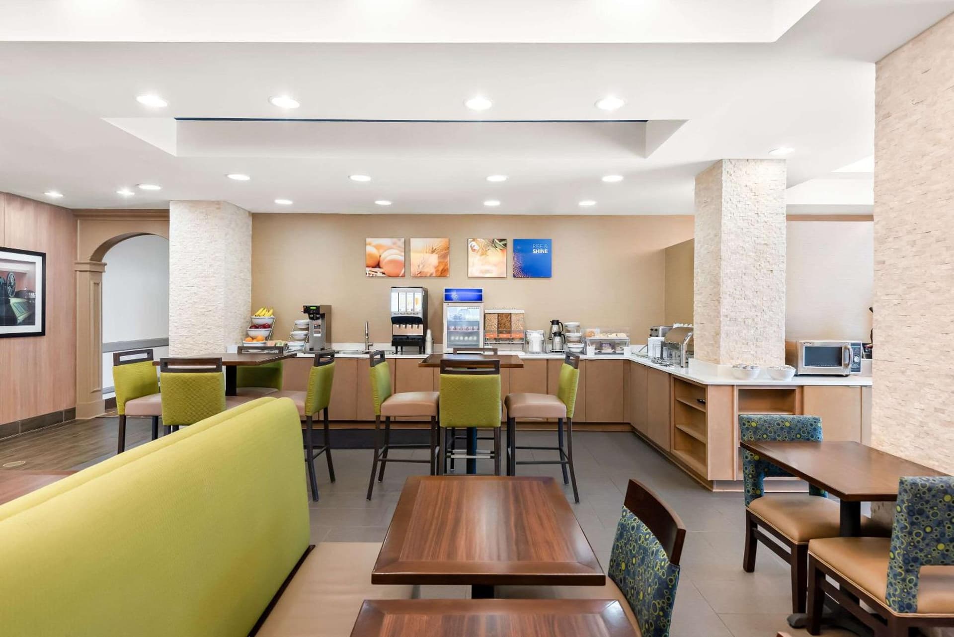 Comfort Suites New Orleans East