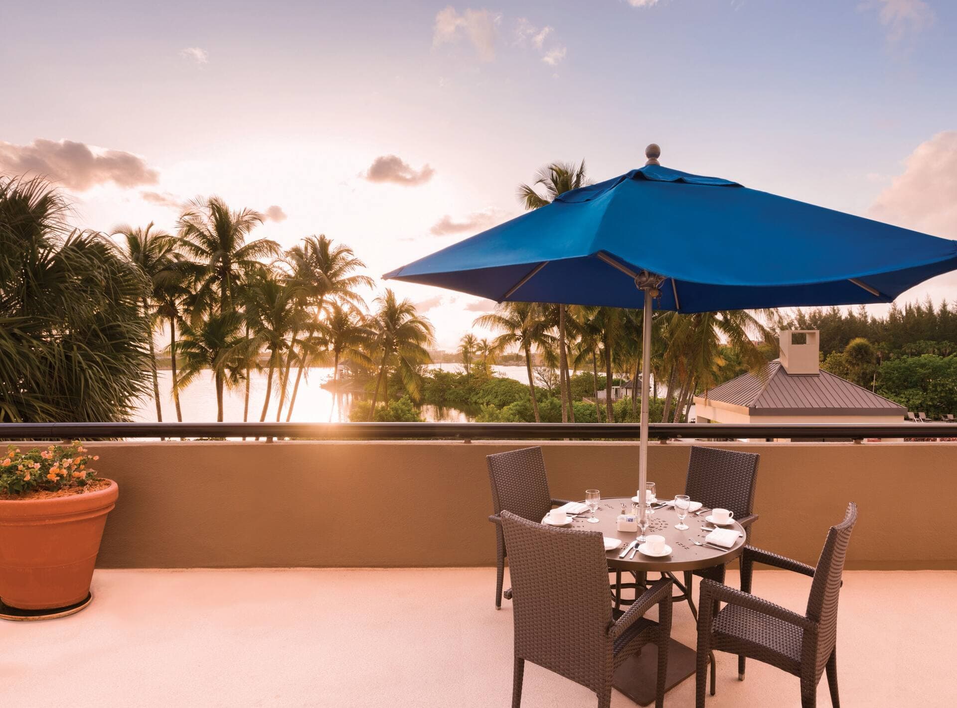 Hilton Miami Airport Blue Lagoon