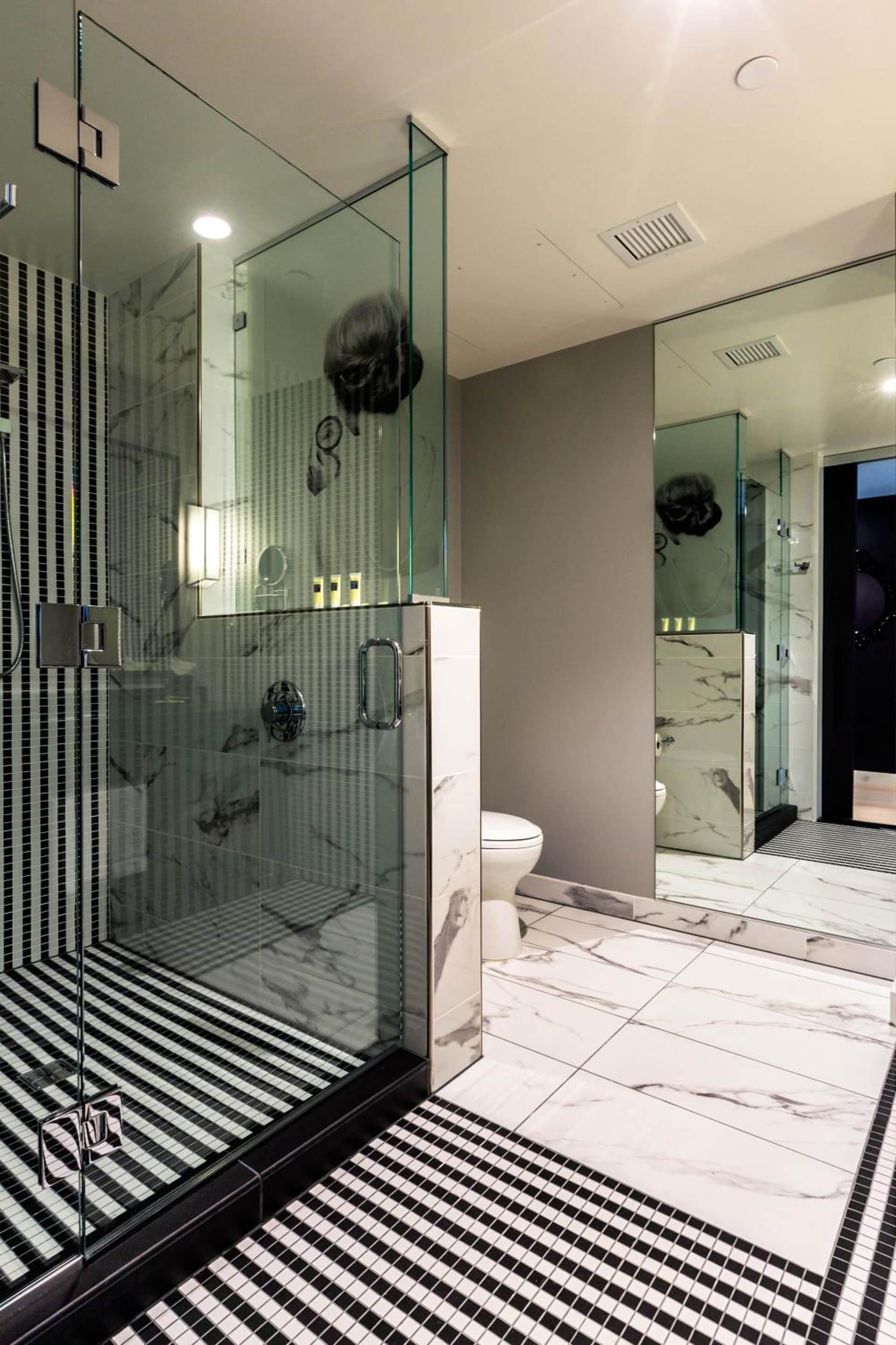 Hotel Indigo - Los Angeles Downtown, an IHG Hotel