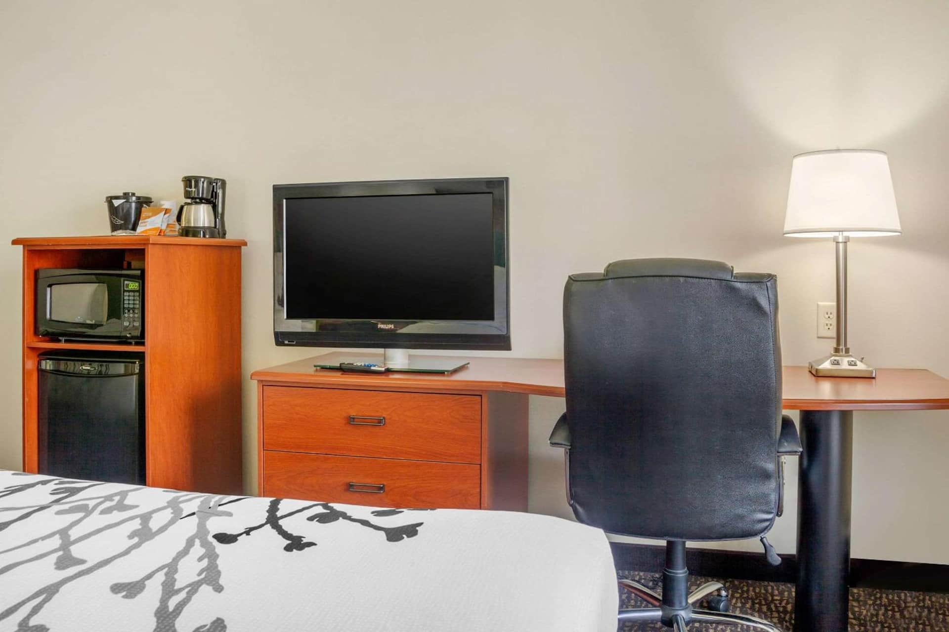 Sleep Inn & Suites Airport