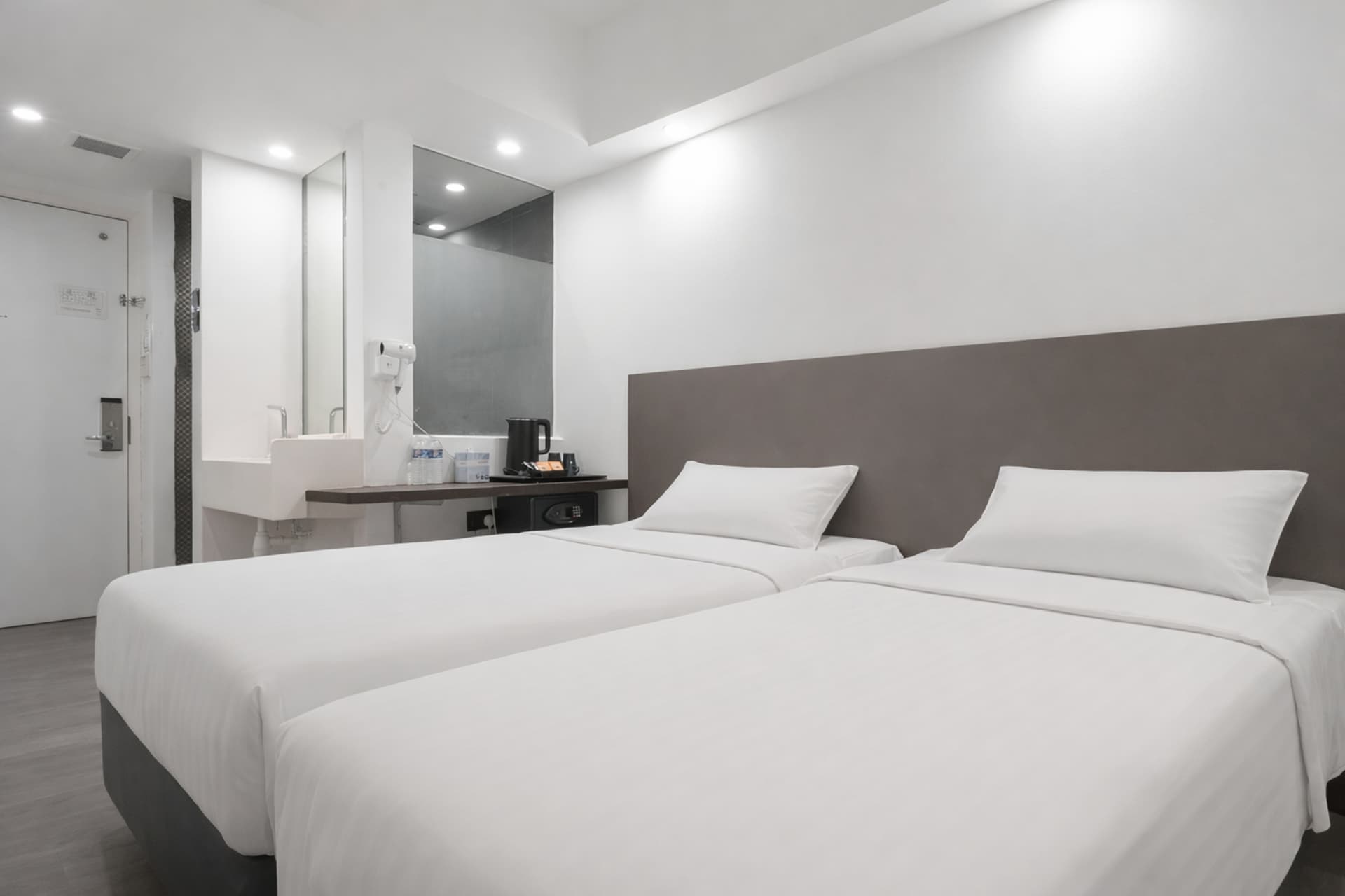 A Hotel Dickson