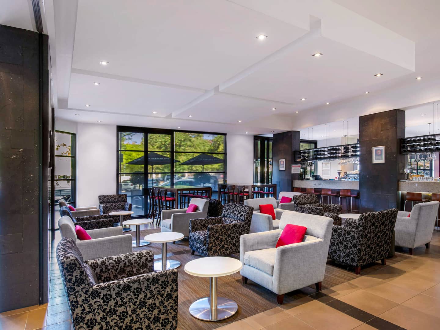 Mantra Hindmarsh Square Adelaide