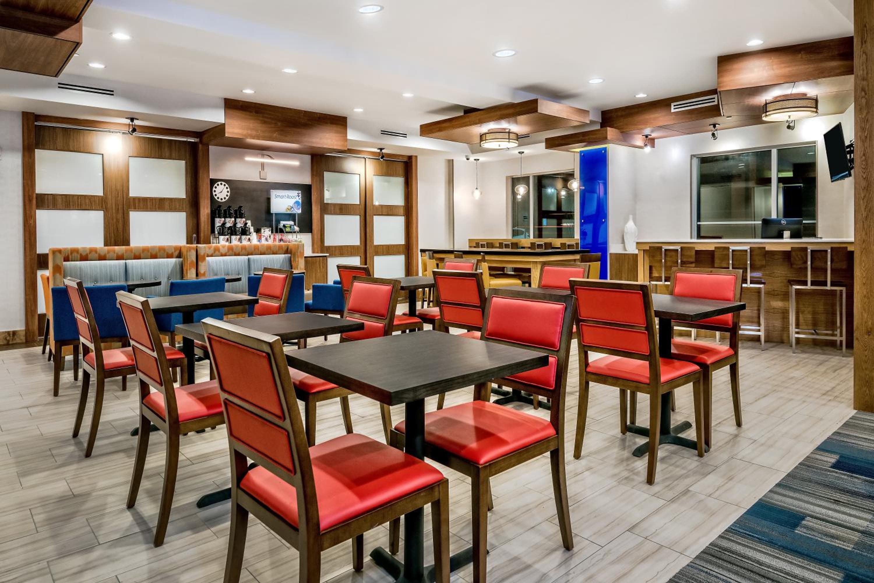 Holiday Inn Express & Suites - Austin - Round Rock, an IHG Hotel