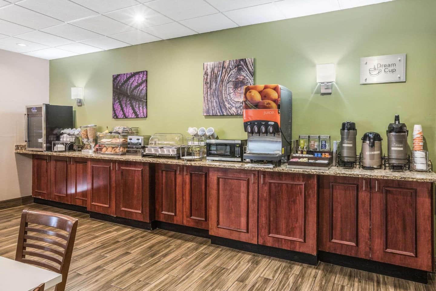 Sleep Inn & Suites