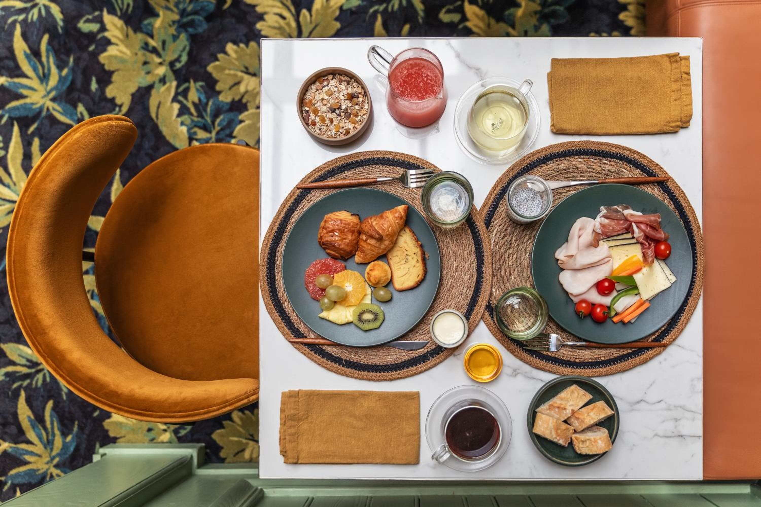 Royal Garden Champs Elysées - Esprit de France