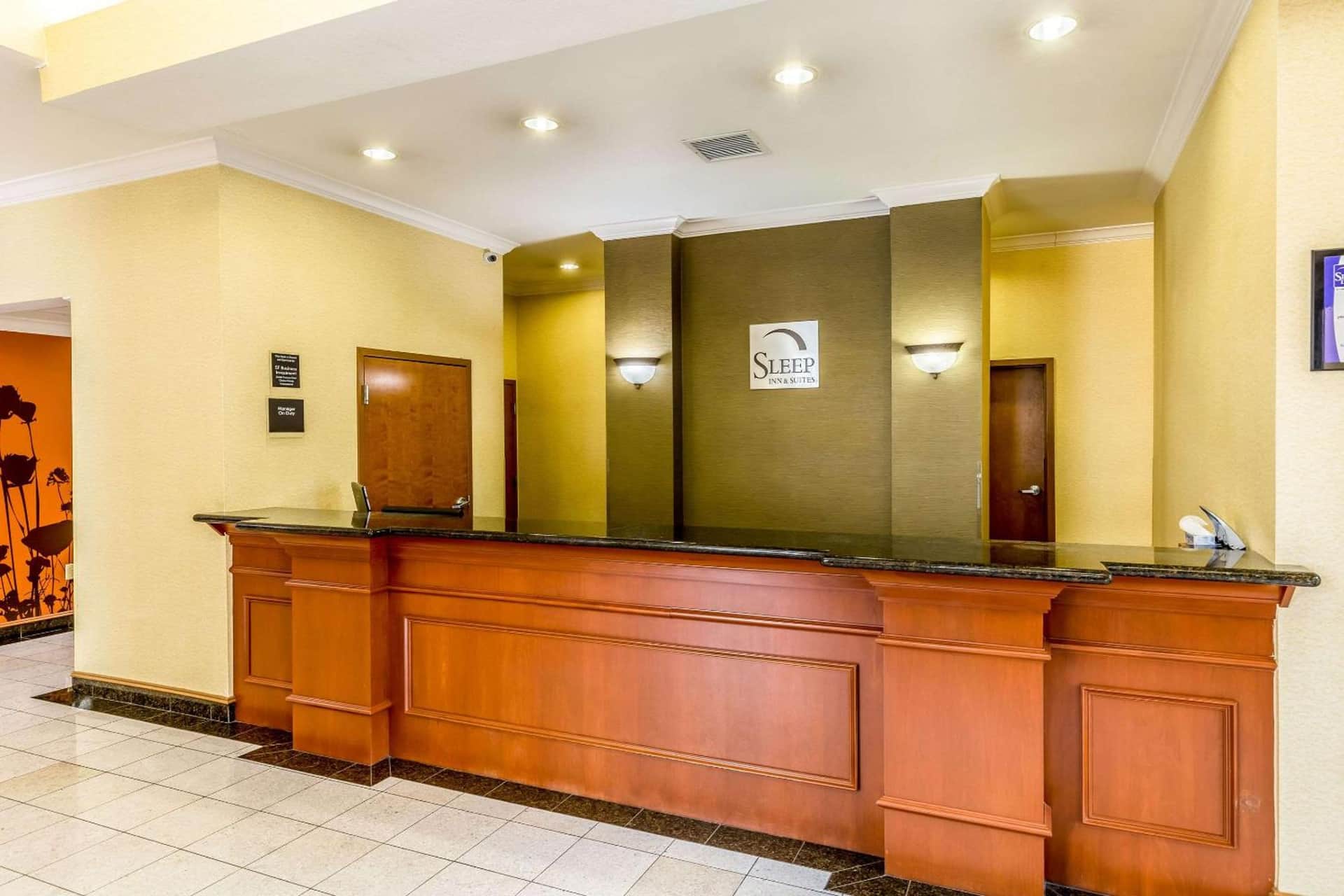 Sleep Inn & Suites Stafford - Sugarland