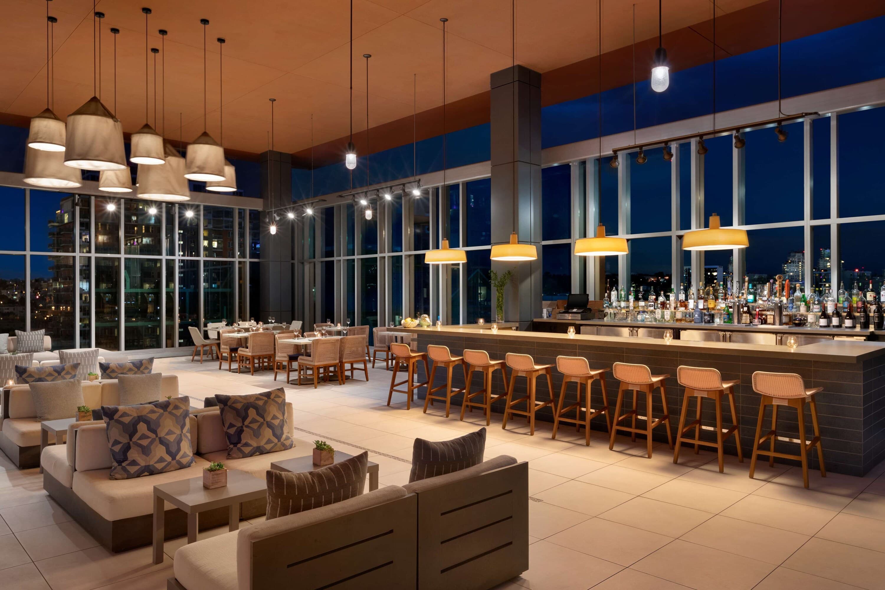 Carte Hotel San Diego Downtown, Curio Collection by Hilton