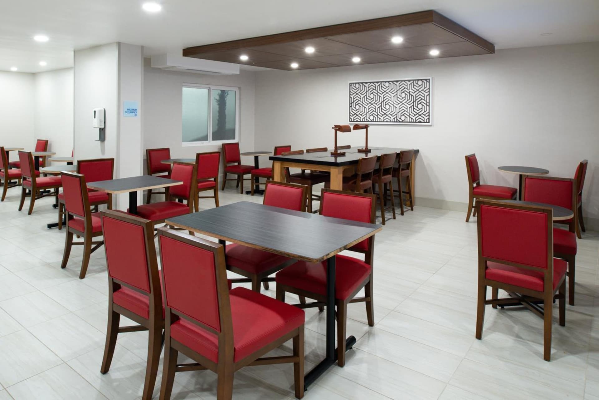 Holiday Inn Express - Santa Rosa North by IHG