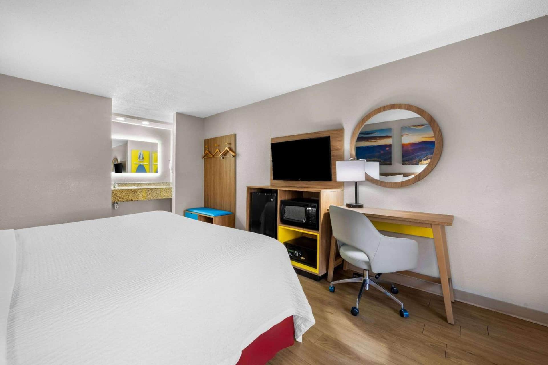Days Inn by Wyndham Raleigh Midtown
